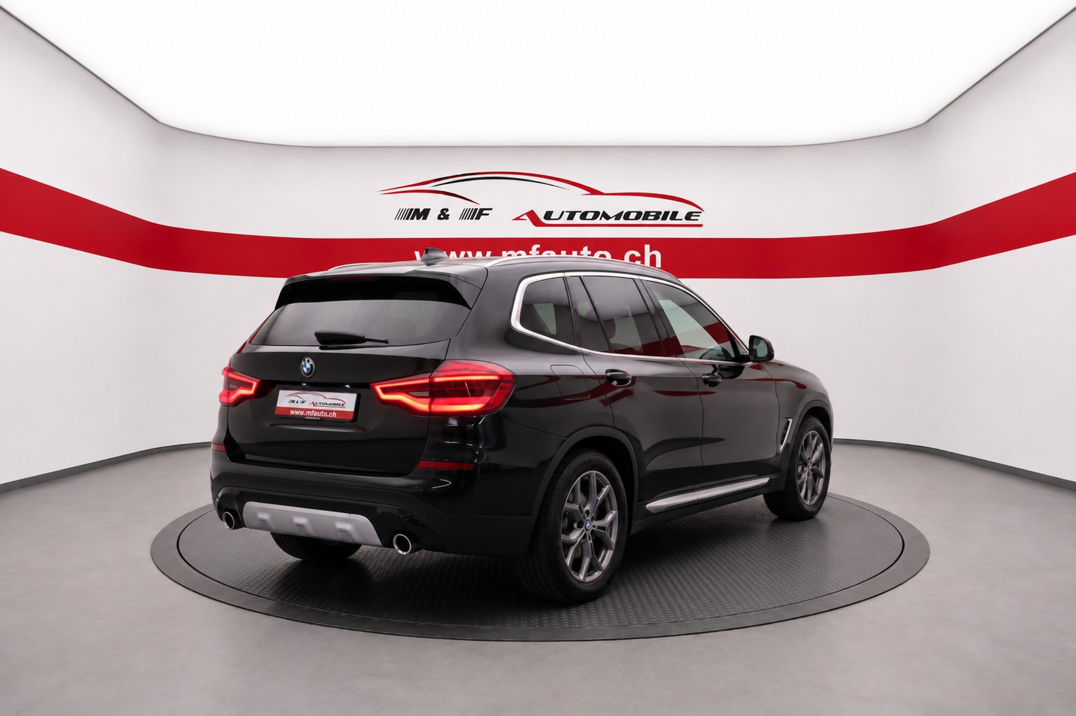 BMW X3 20d xDrive X-LINE CH FAHRZEUG-image-5
