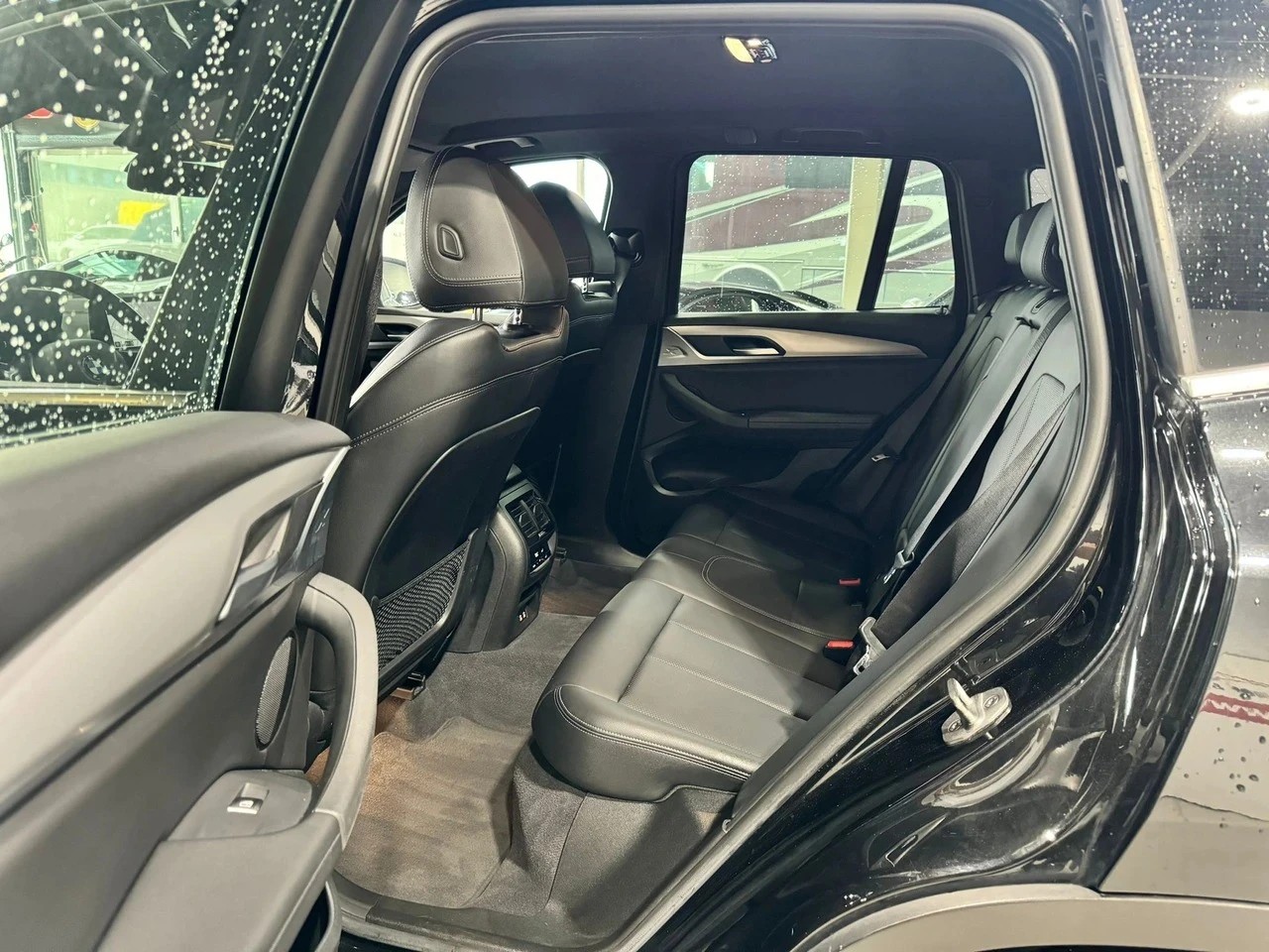 BMW X3 20d xDrive X-LINE CH FAHRZEUG-image-14