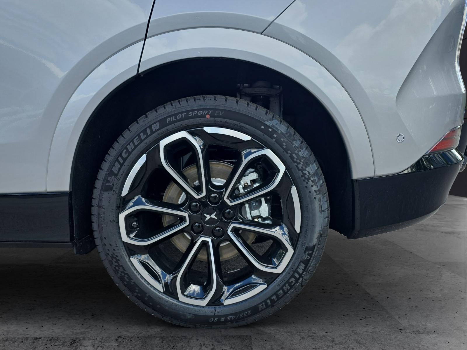 XPENG G6 Performance AWD-image-18