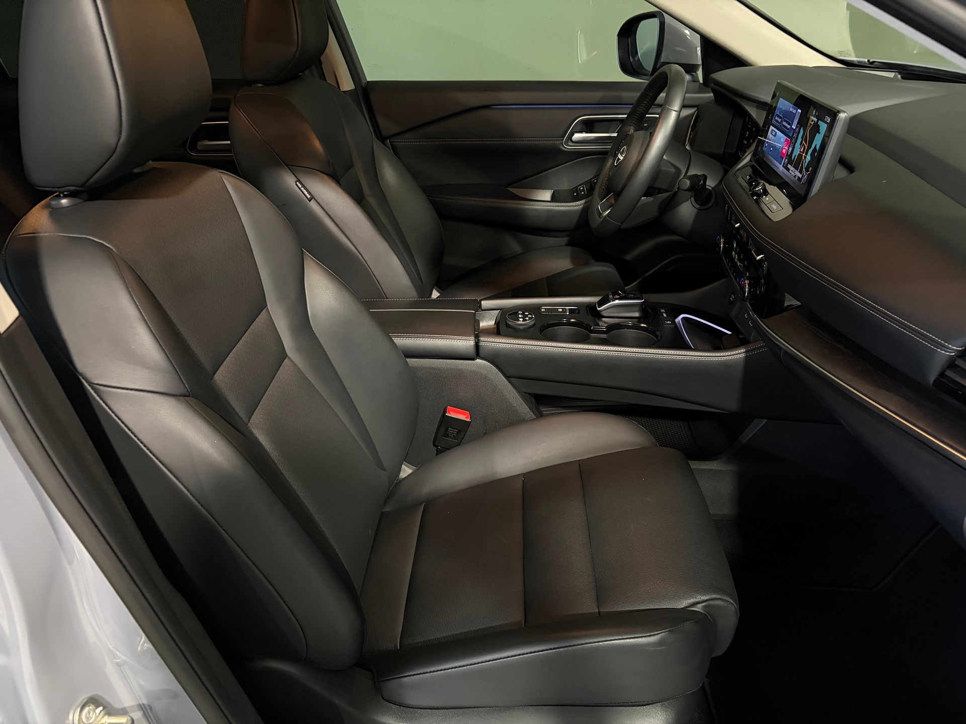 NISSAN X-Trail 1.5 VC-T e-Power 4WD Tekna*CH-Fahrzeug*-image-9