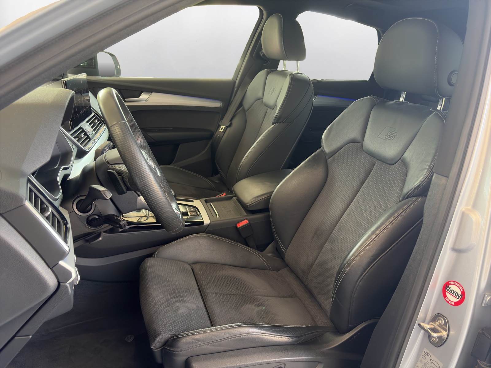AUDI Q5 Sportback 50 TFSI e PHEV S line quattro S-tronic-image-9