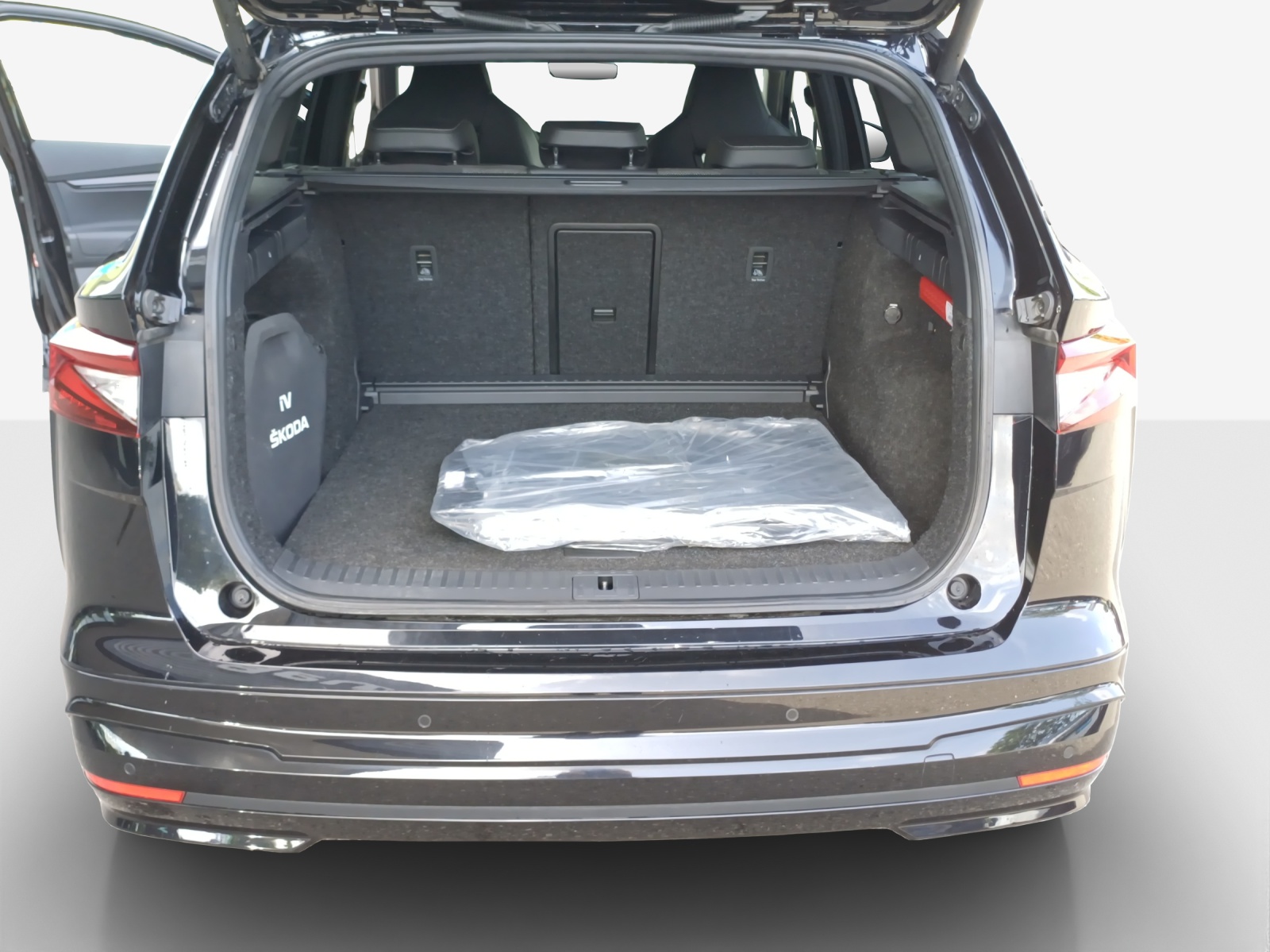 SKODA Enyaq iV 80x SportLine-image-13
