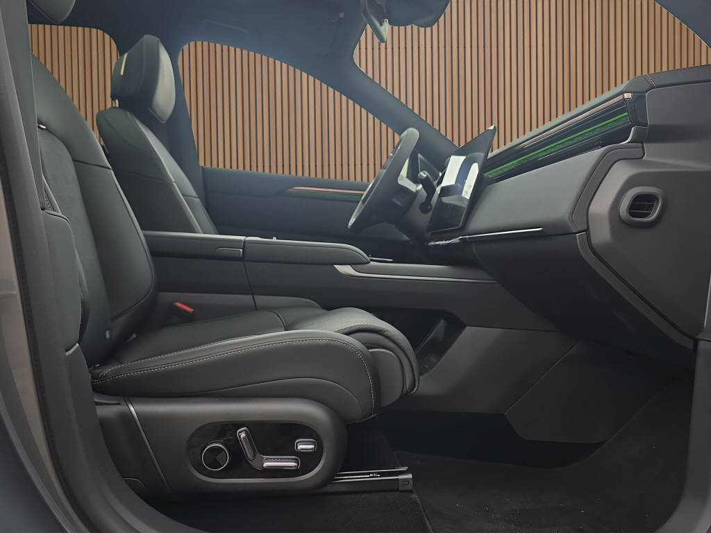 ZEEKR 7X Privilege AWD-image-13