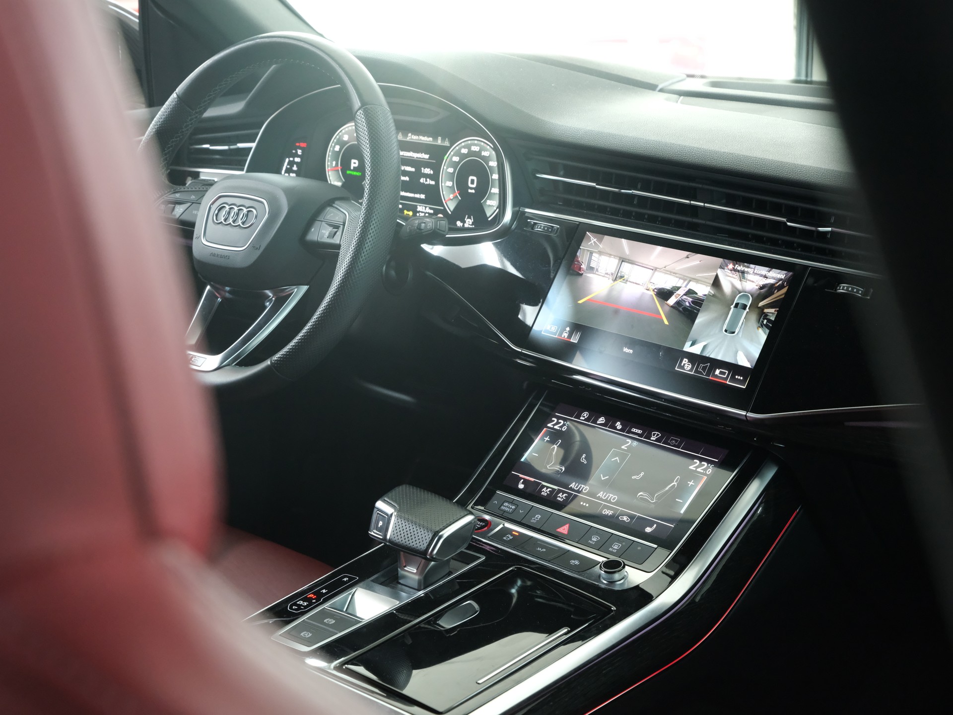 AUDI SQ8 TFSI quattro tiptronic *RS Performance* *Sportabgassanlage* *Head Up Display*-image-29