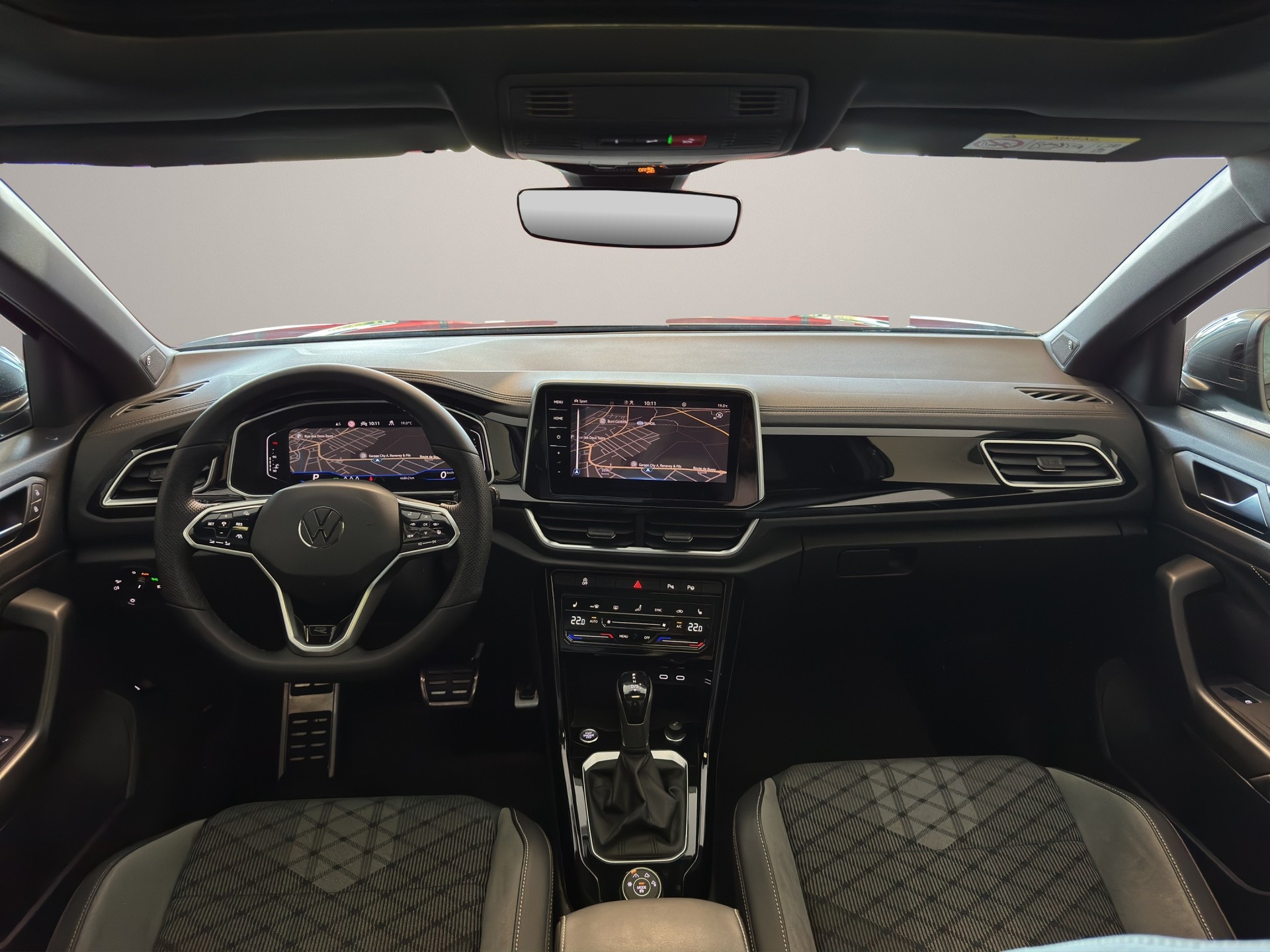 VW T-Roc 2.0 TSI R-Line DSG 4Motion-image-11