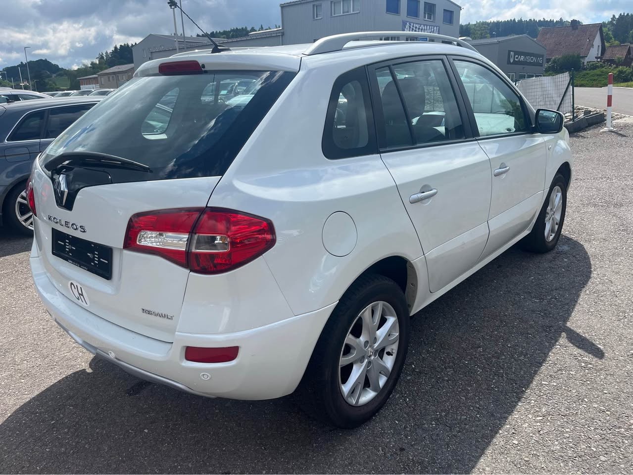 RENAULT Koleos 2.0 dCi Dynamique 4x4 Automatic-image-4