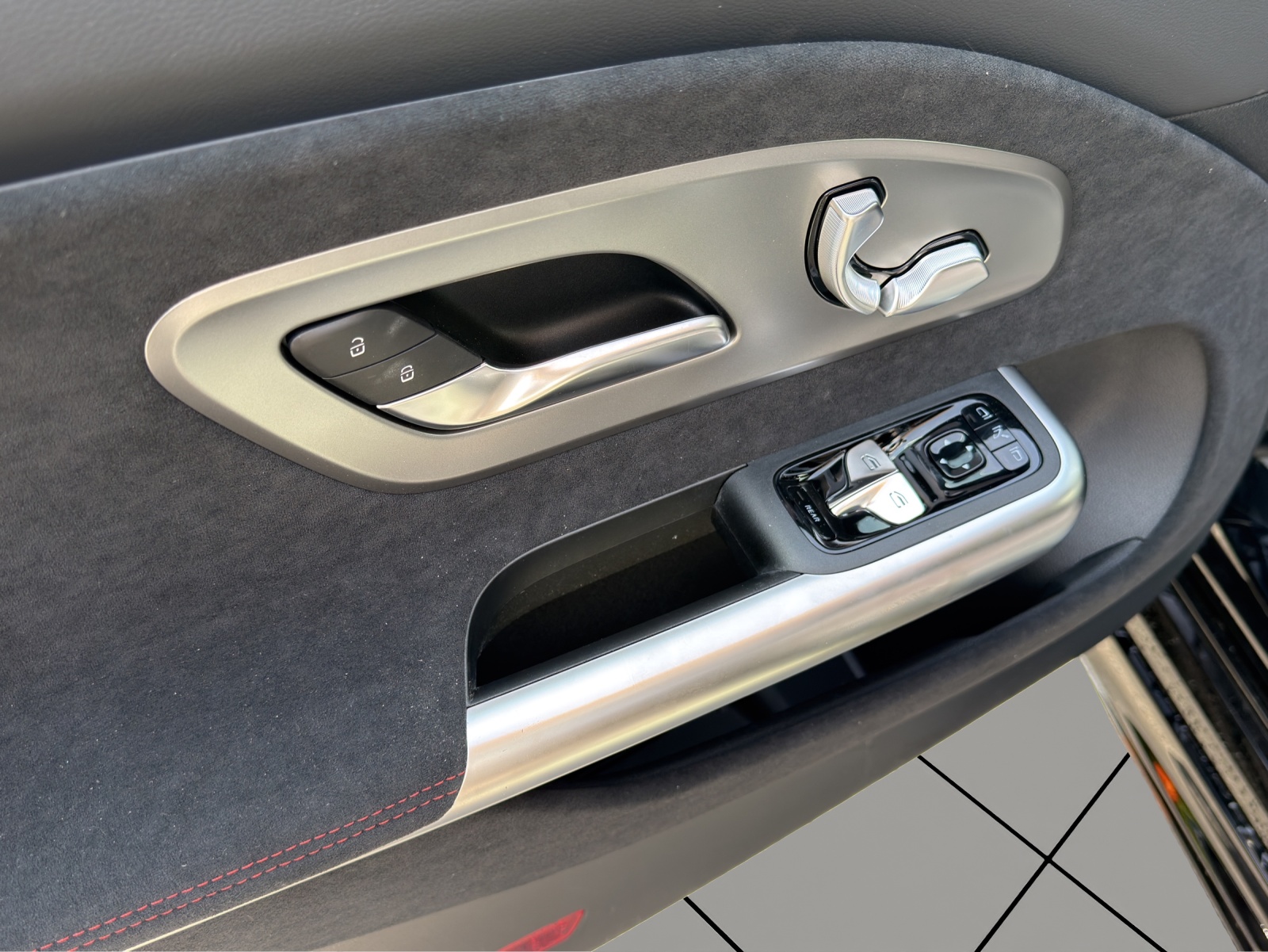 Image MERCEDES-BENZ CLA-350 CLA 350 4 Matic 85 kWh EQ