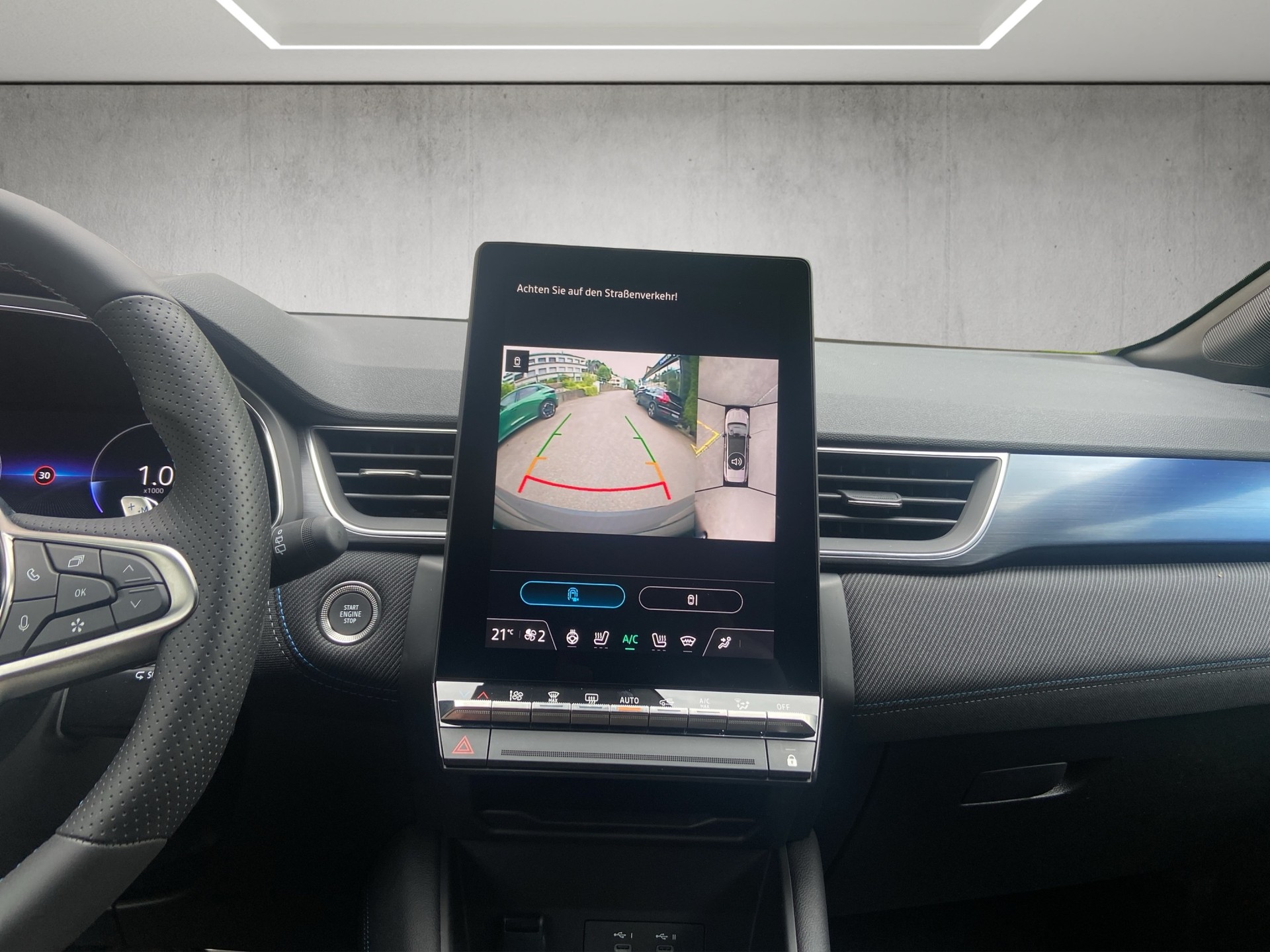RENAULT Captur 1.3 TCe Esprit Alpine EDC-image-10