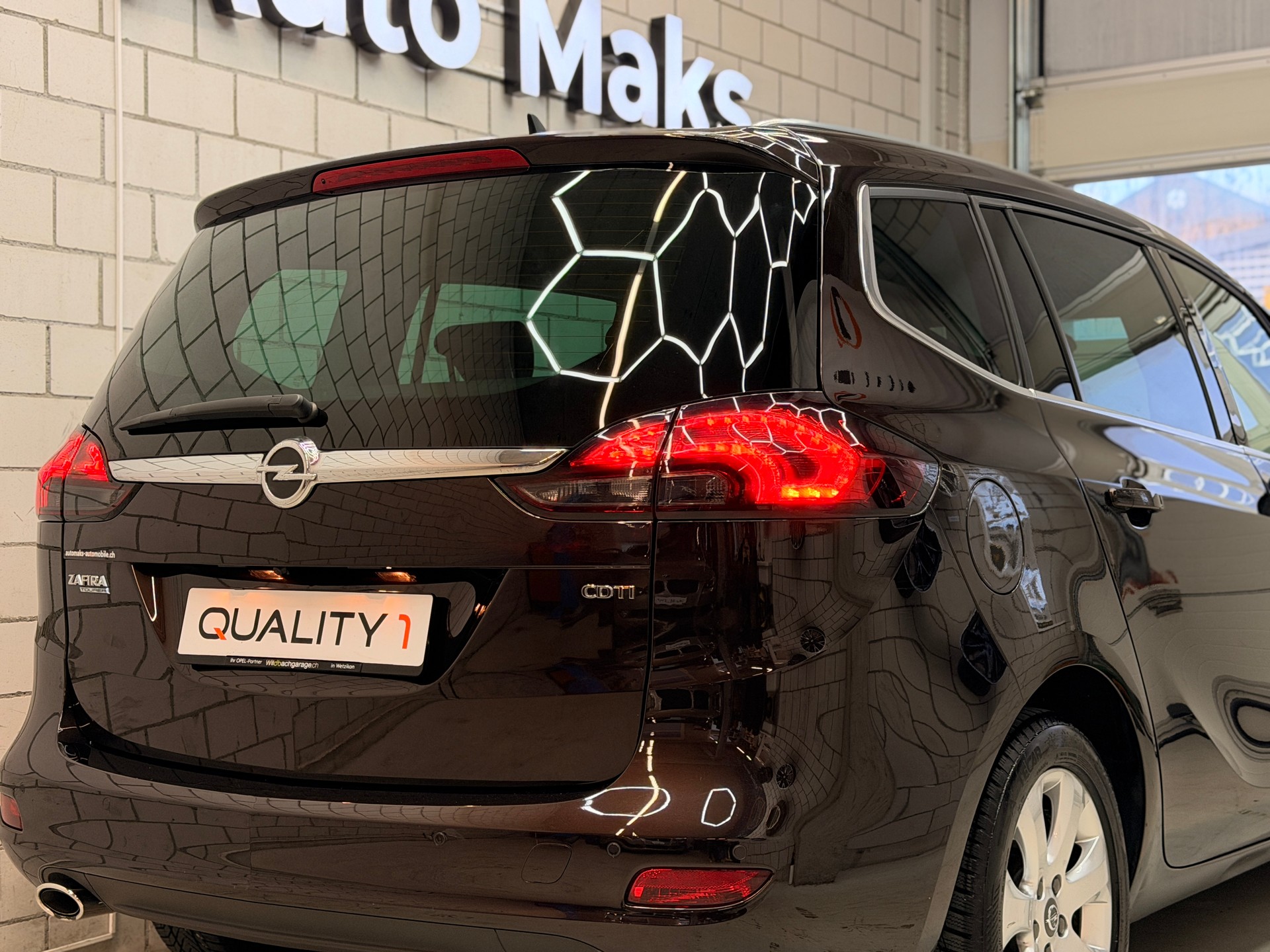 OPEL Zafira Tourer 2.0 CDTi Cosmo Automatic-image-3