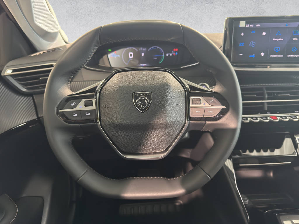 PEUGEOT 208 1.2 Hybrid Allure-image-11