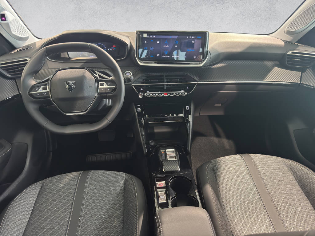 PEUGEOT 208 1.2 Hybrid Allure-image-13