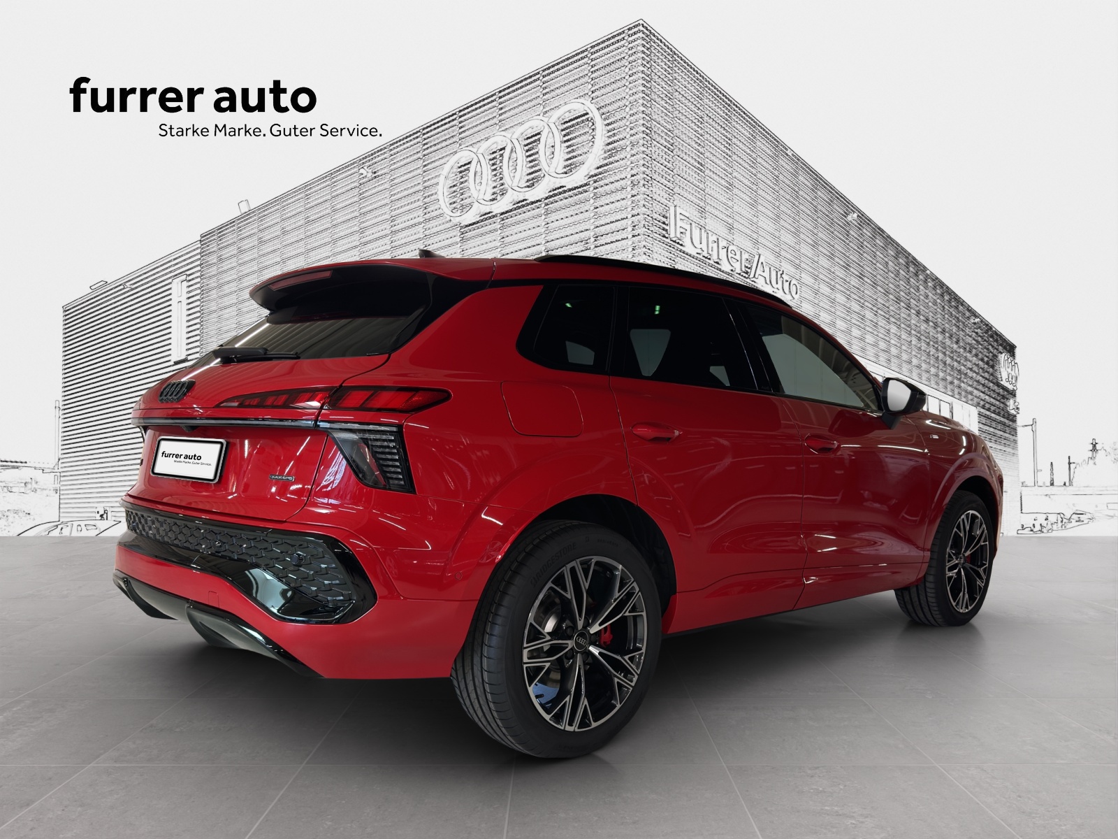 AUDI Q3 SUV TFSI quattro 195 kW S tronic-image-4