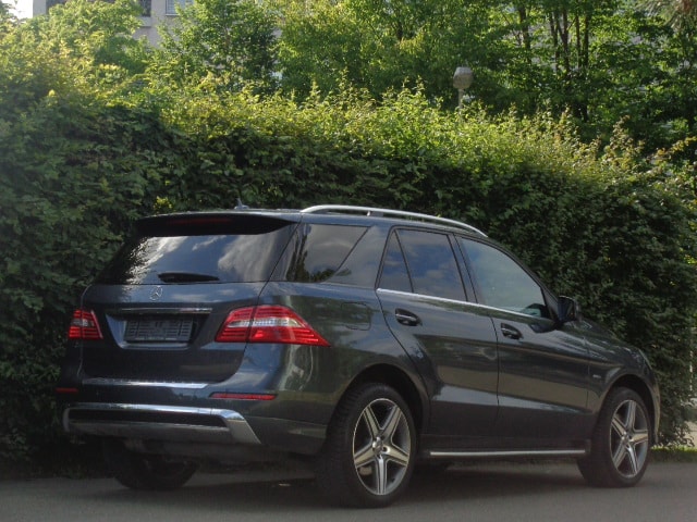 MERCEDES-BENZ ML 350 BlueTEC 4Matic 7G-Tronic-image-12