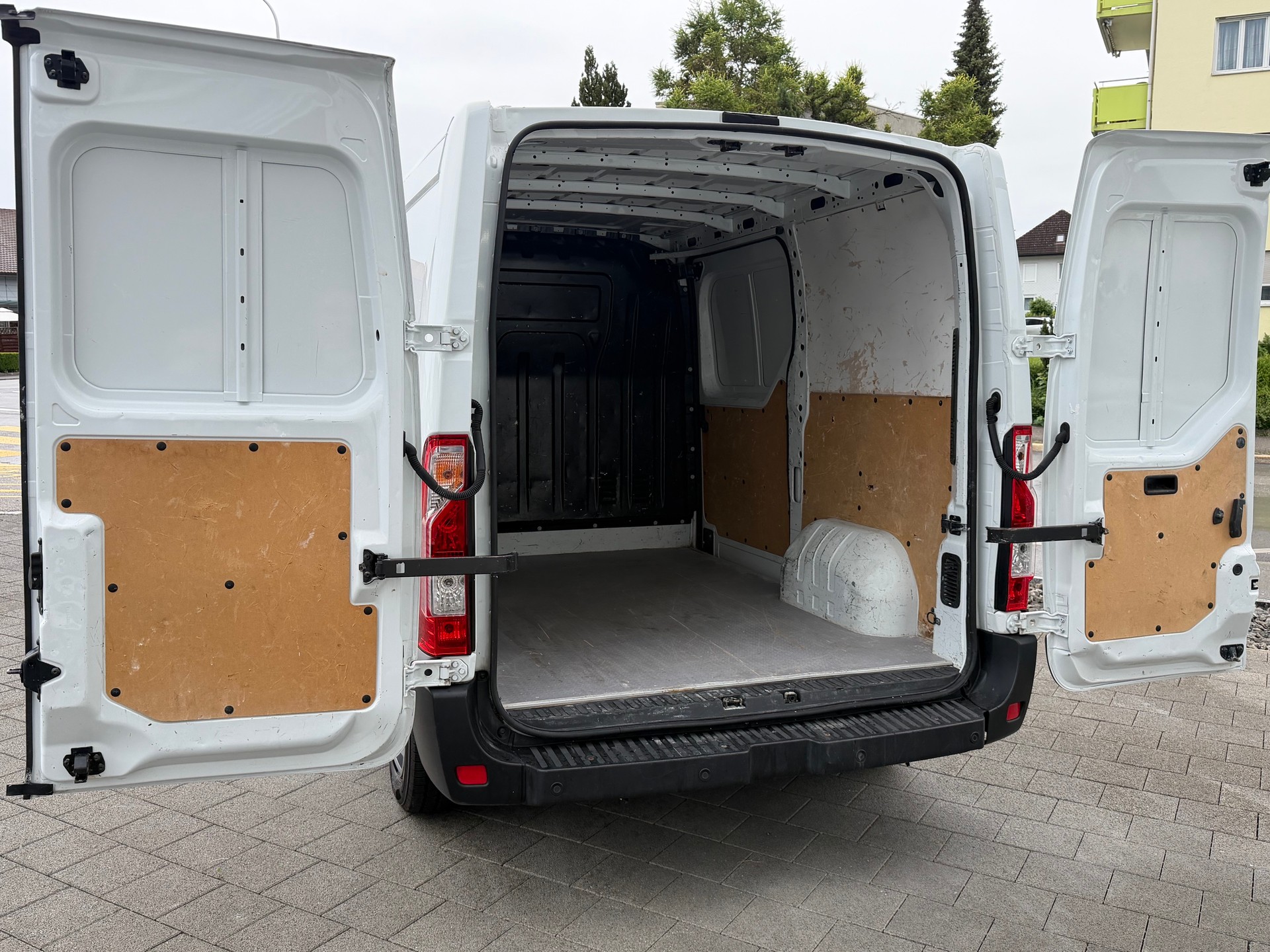 NISSAN NV400 F33.13 L1H1 FWD Pro-image-13