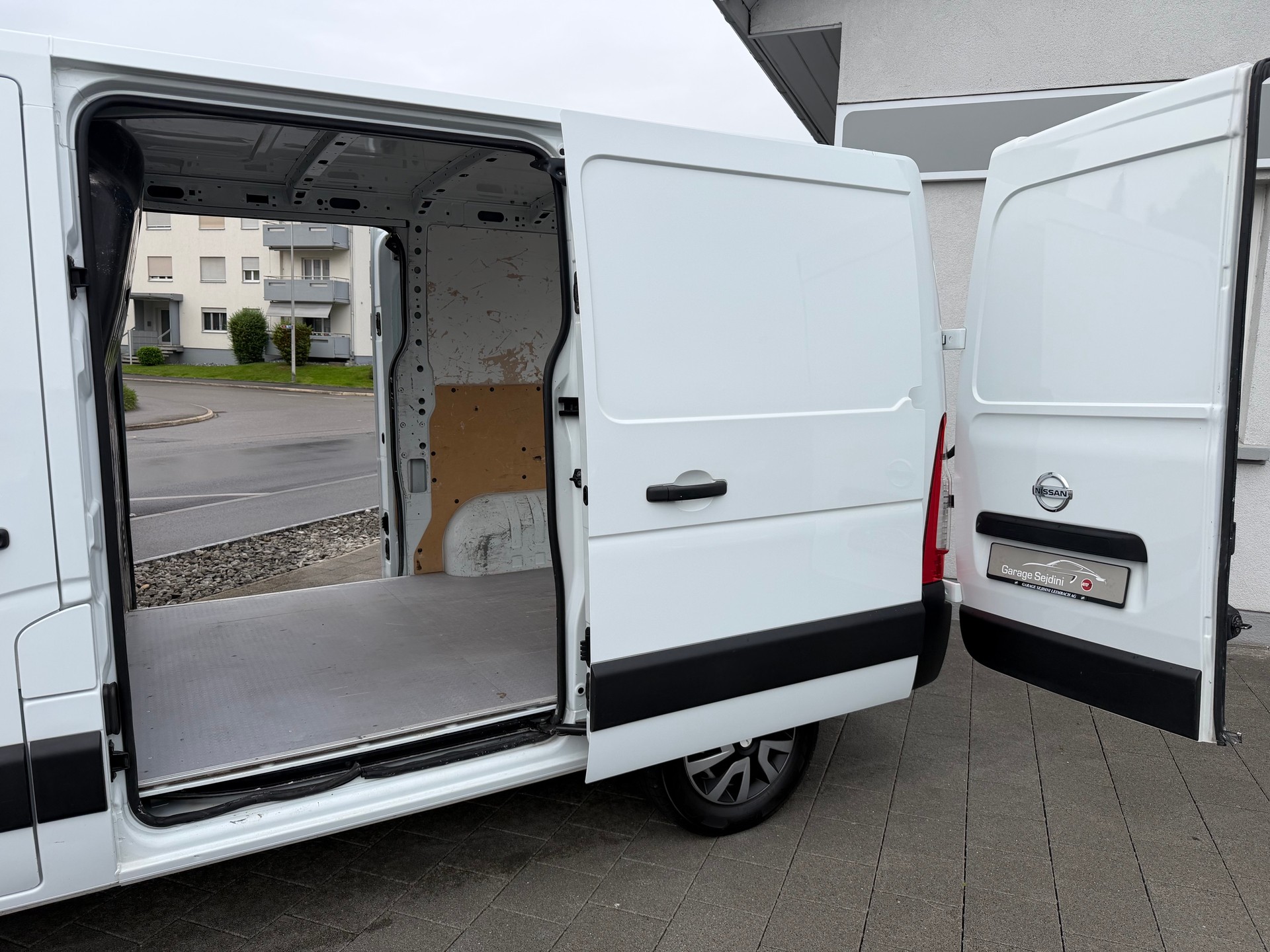NISSAN NV400 F33.13 L1H1 FWD Pro-image-14