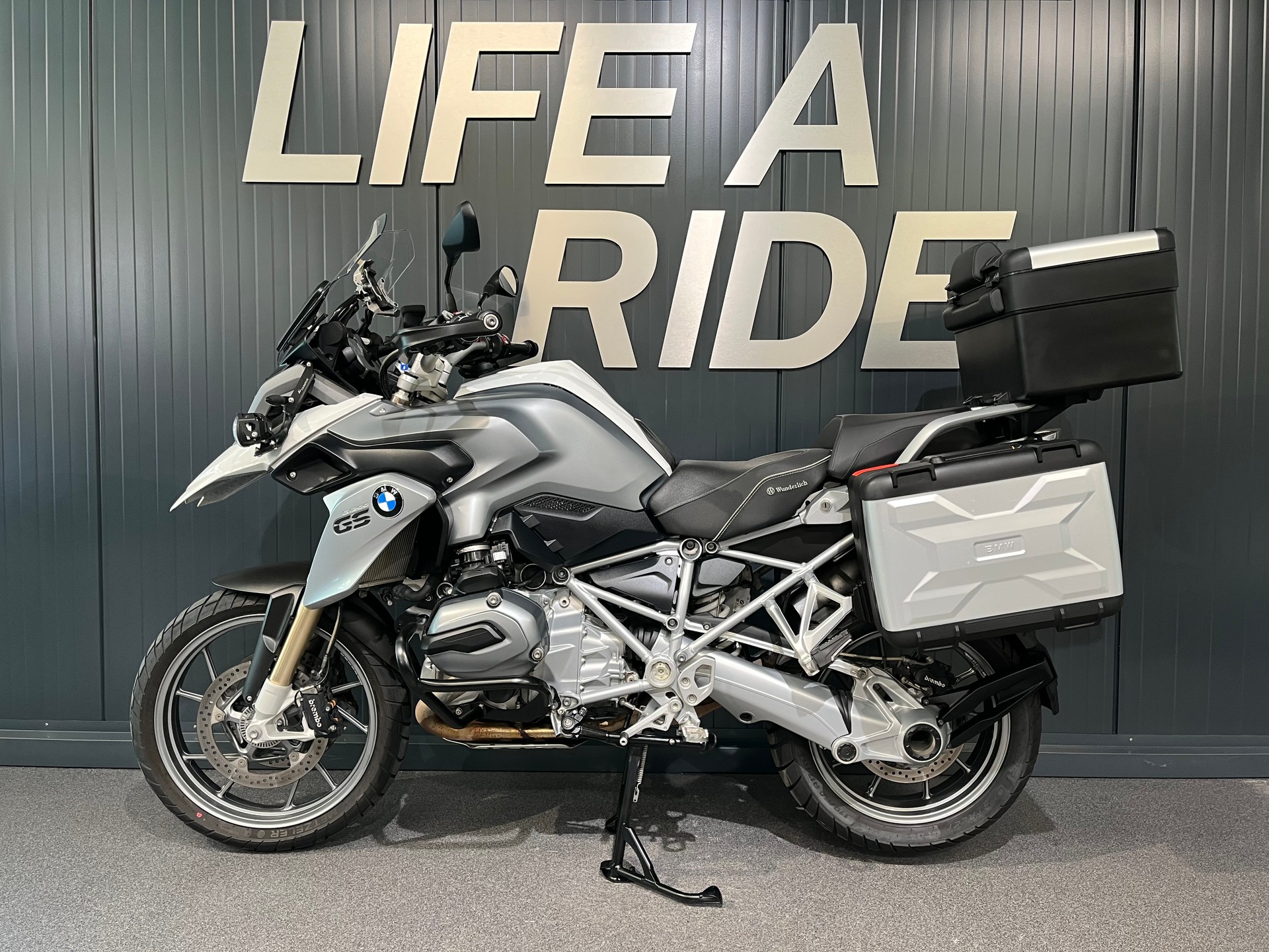 BMW R 1200 GS ABS-showroom-element-2
