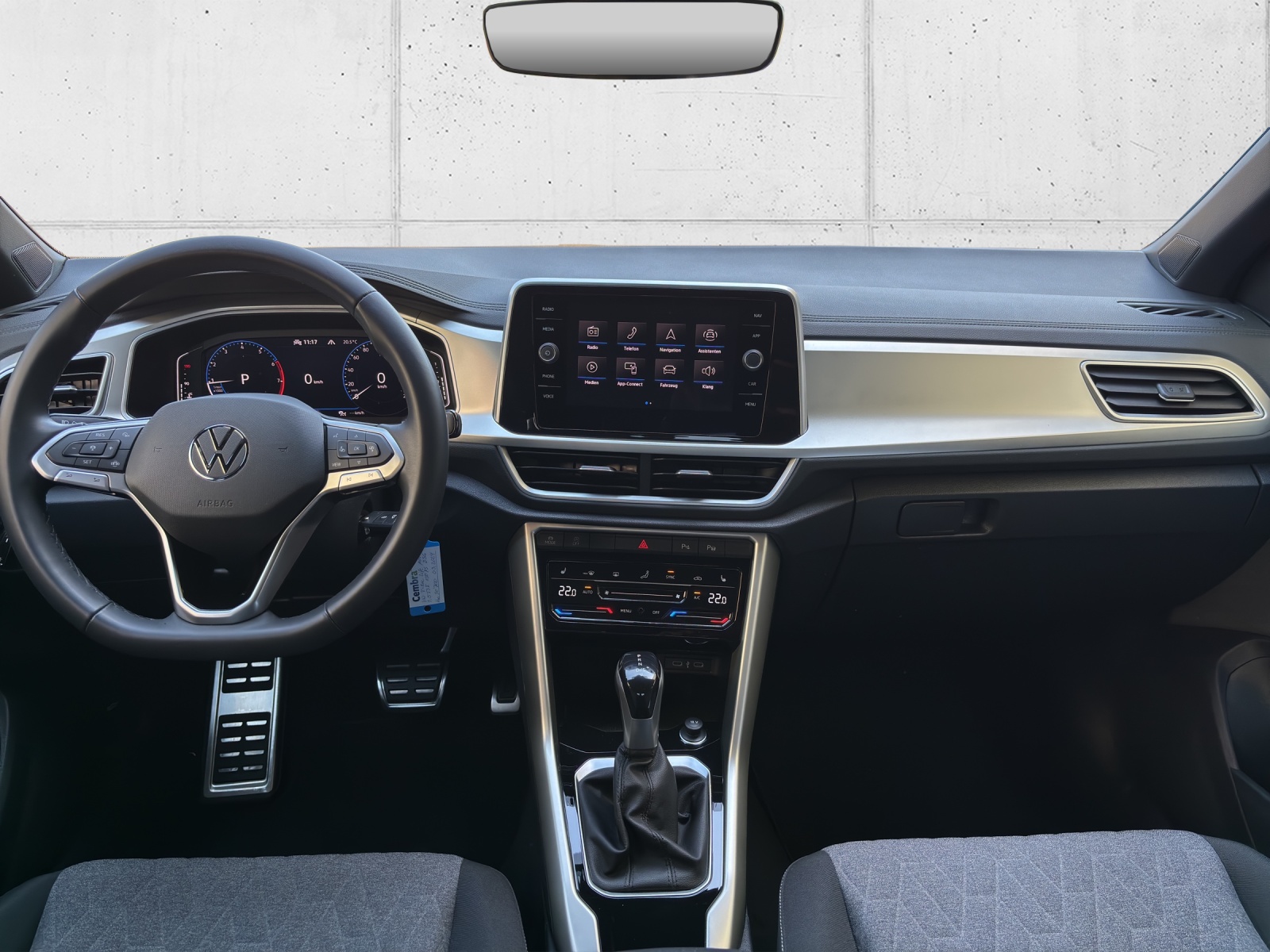 VW New T-Roc 1.5 TSI EVO Life DSG mit AHK & Rückfahrkamera-image-11