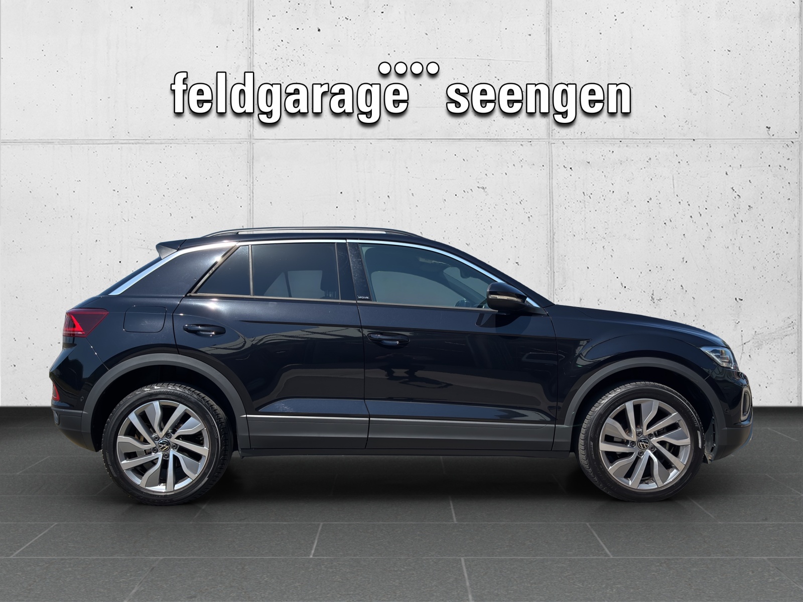 VW New T-Roc 1.5 TSI EVO Life DSG mit AHK & Rückfahrkamera-image-3