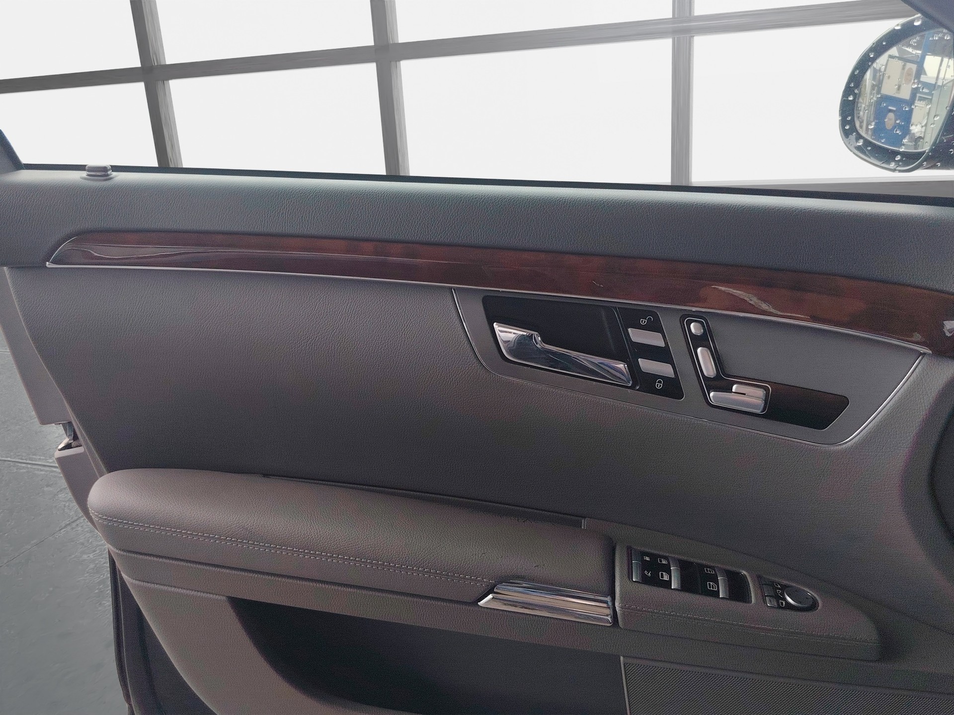 MERCEDES-BENZ S 350 7G-Tronic-image-12