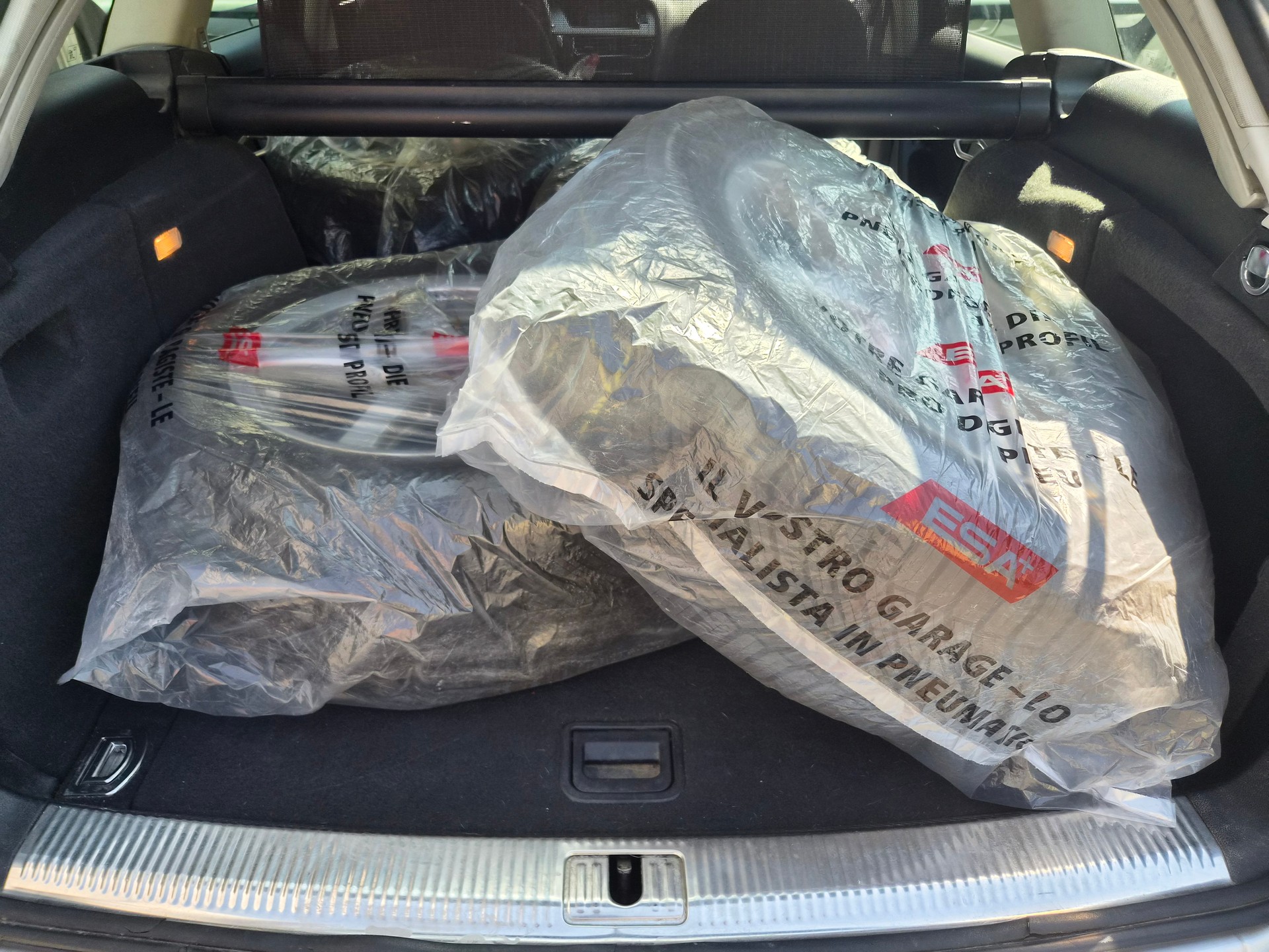 AUDI A4 Avant 1.8 TFSI multitronic-image-15