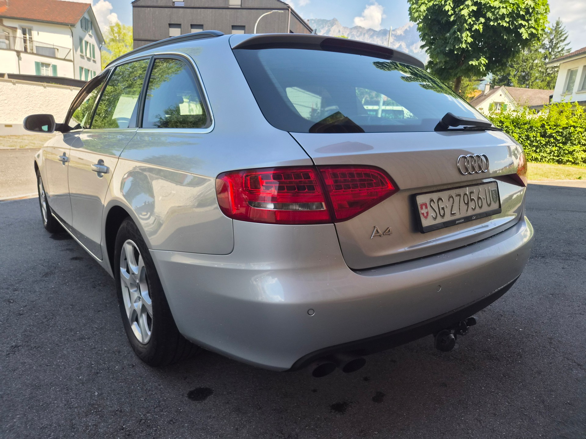 AUDI A4 Avant 1.8 TFSI multitronic-image-6