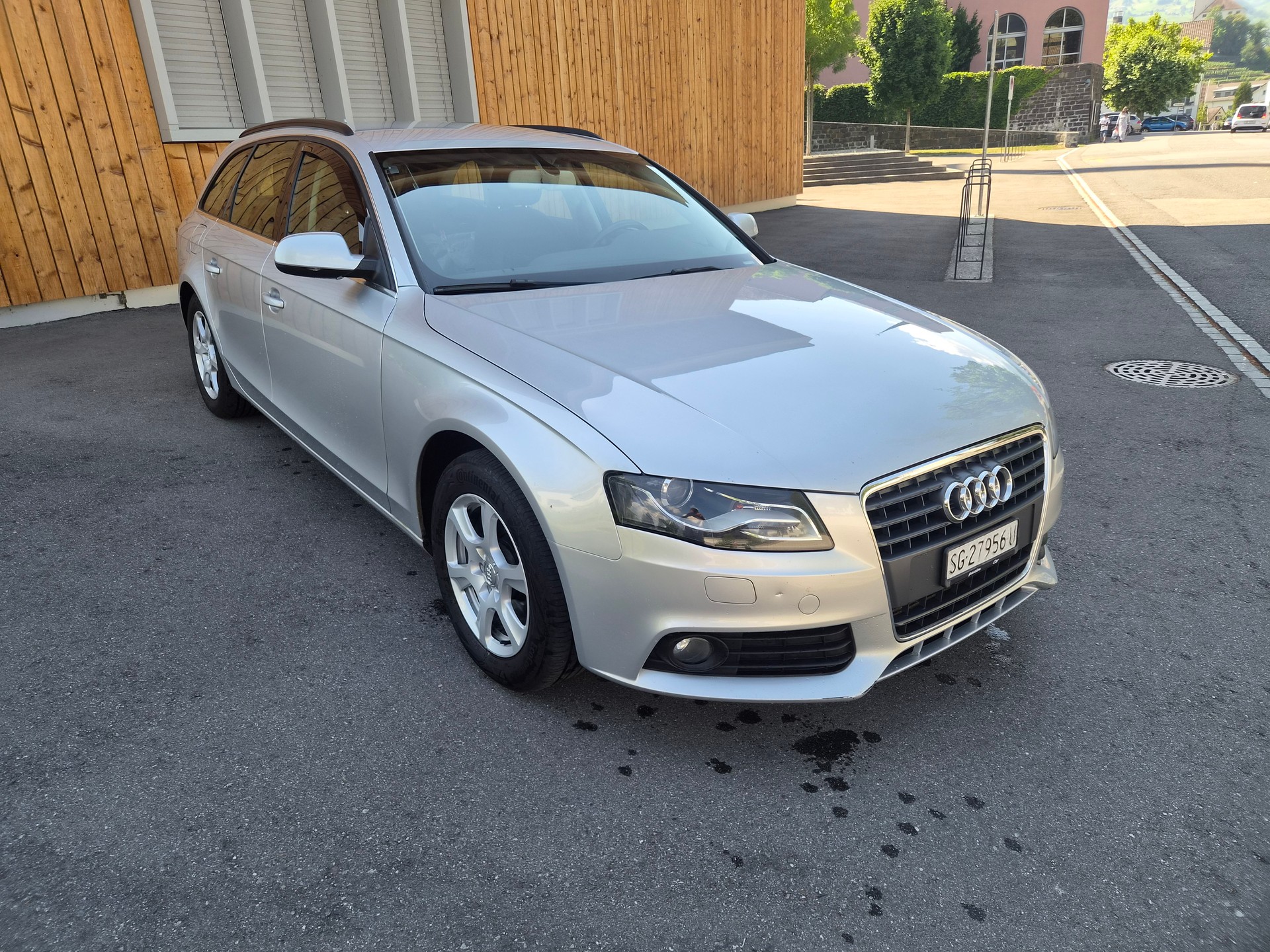 AUDI A4 Avant 1.8 TFSI multitronic-image-0