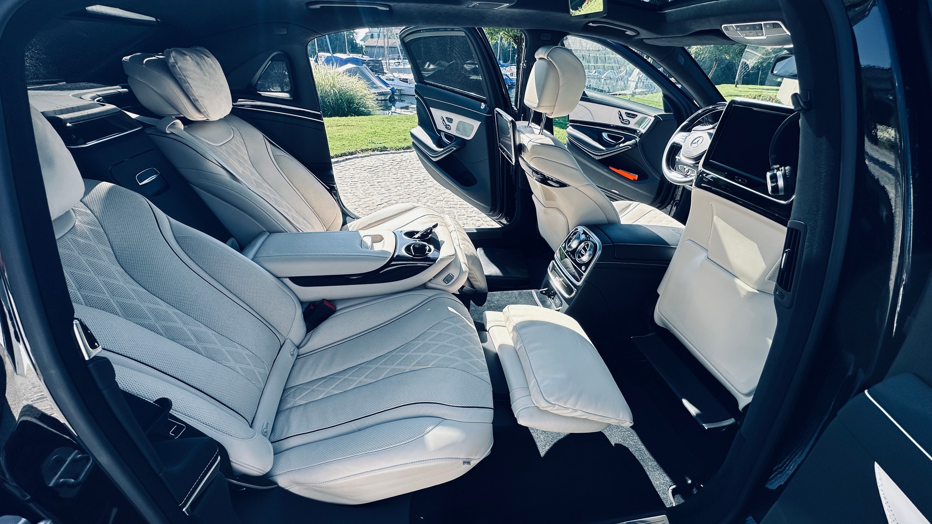 MERCEDES-BENZ S 500 V8 4matic Maybach-image-13