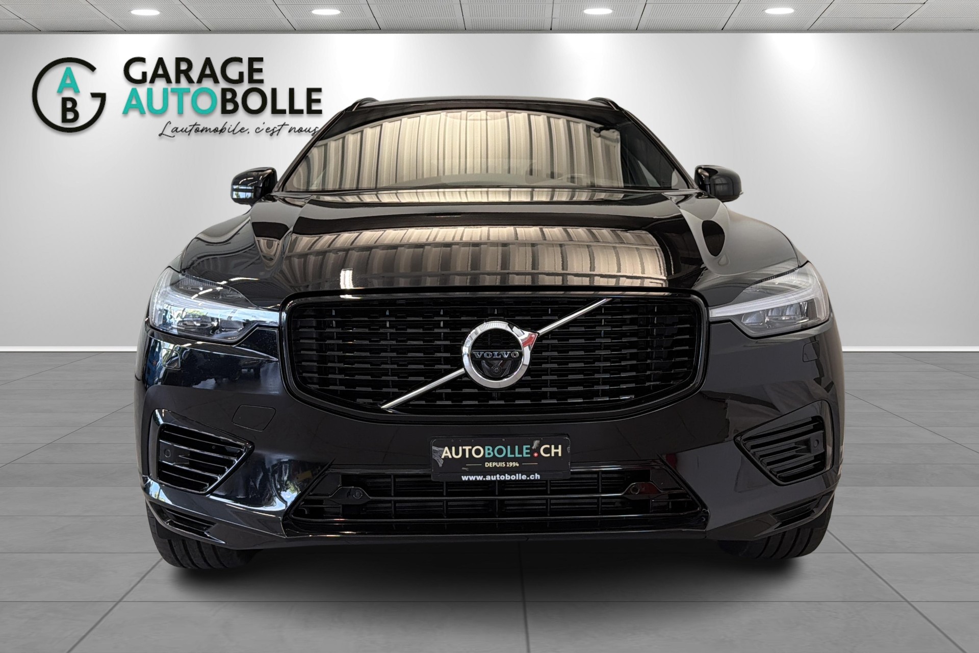 VOLVO XC60 T8 eAWD R-Design Geartronic-image-1