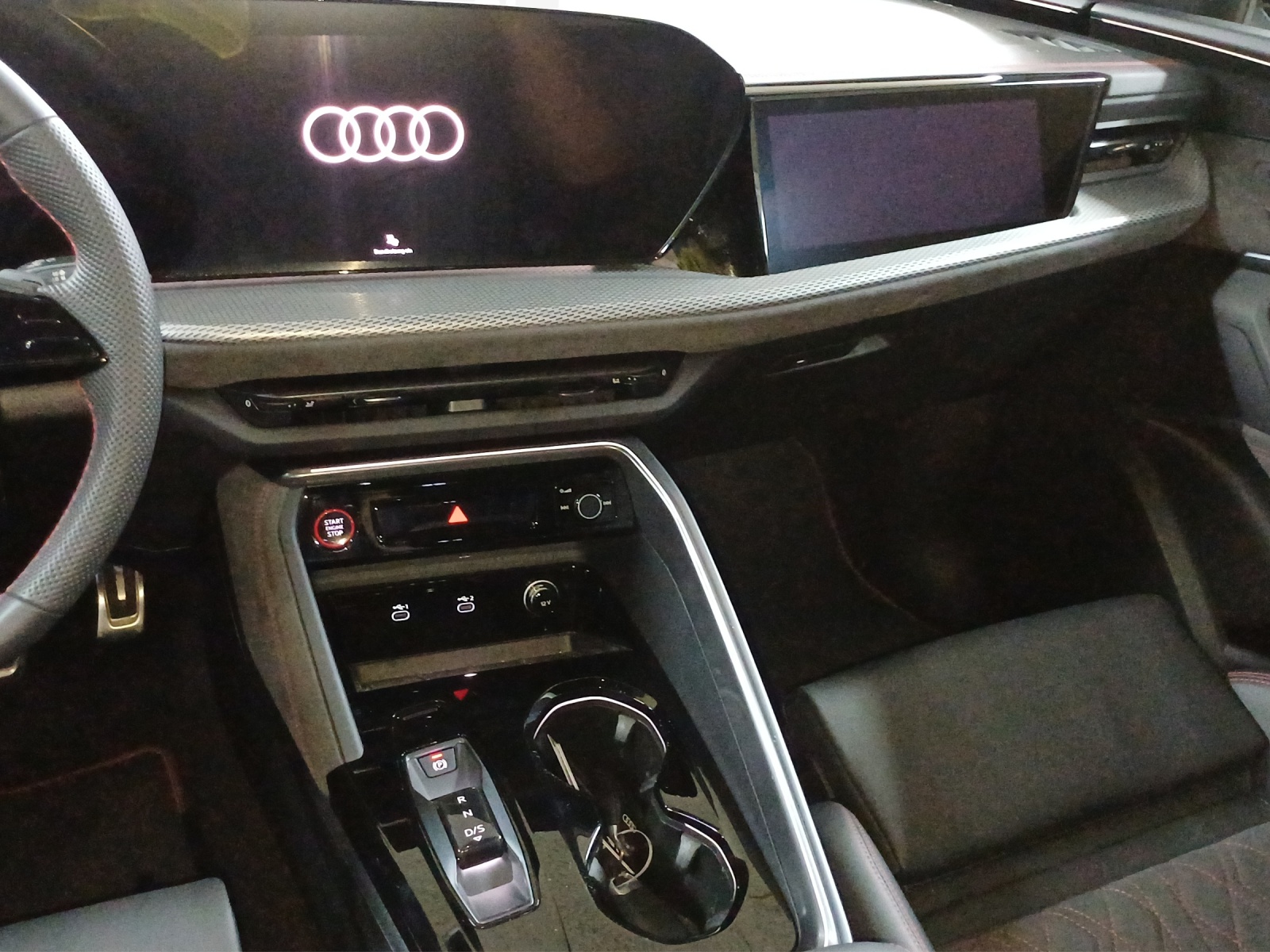 AUDI Q5 TFSI quatto 150 kW S-tronic-image-10