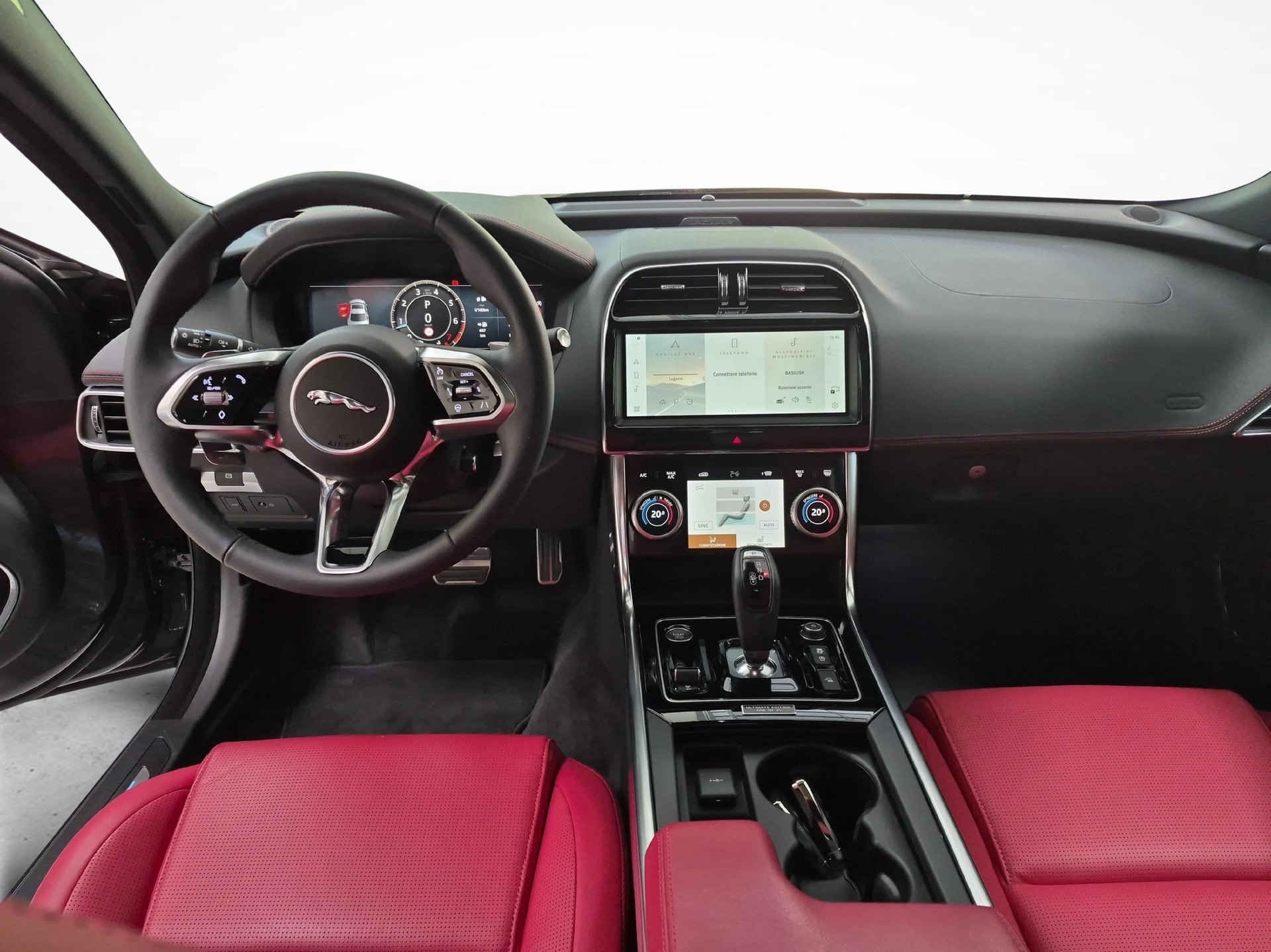 JAGUAR XE 2.0 T 300 Sport AWD - Gancio traino elettrico & Ruote invernali inclusi-image-8