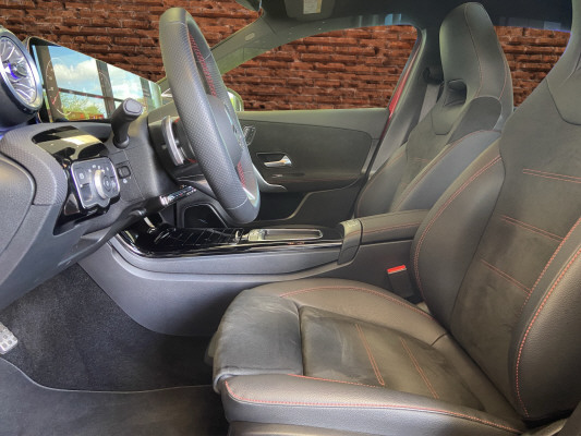 MERCEDES-BENZ A 250 4Matic 8G-DCT-image-10