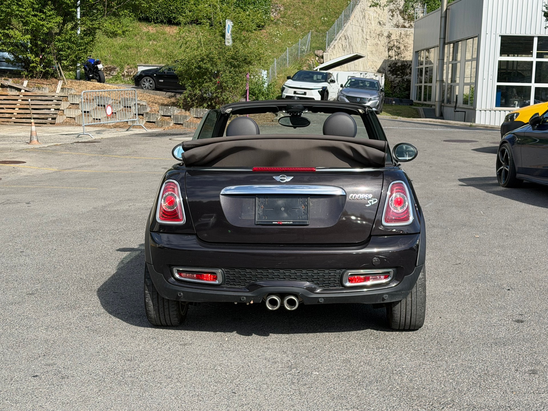 MINI Cooper SD Cabriolet-image-7