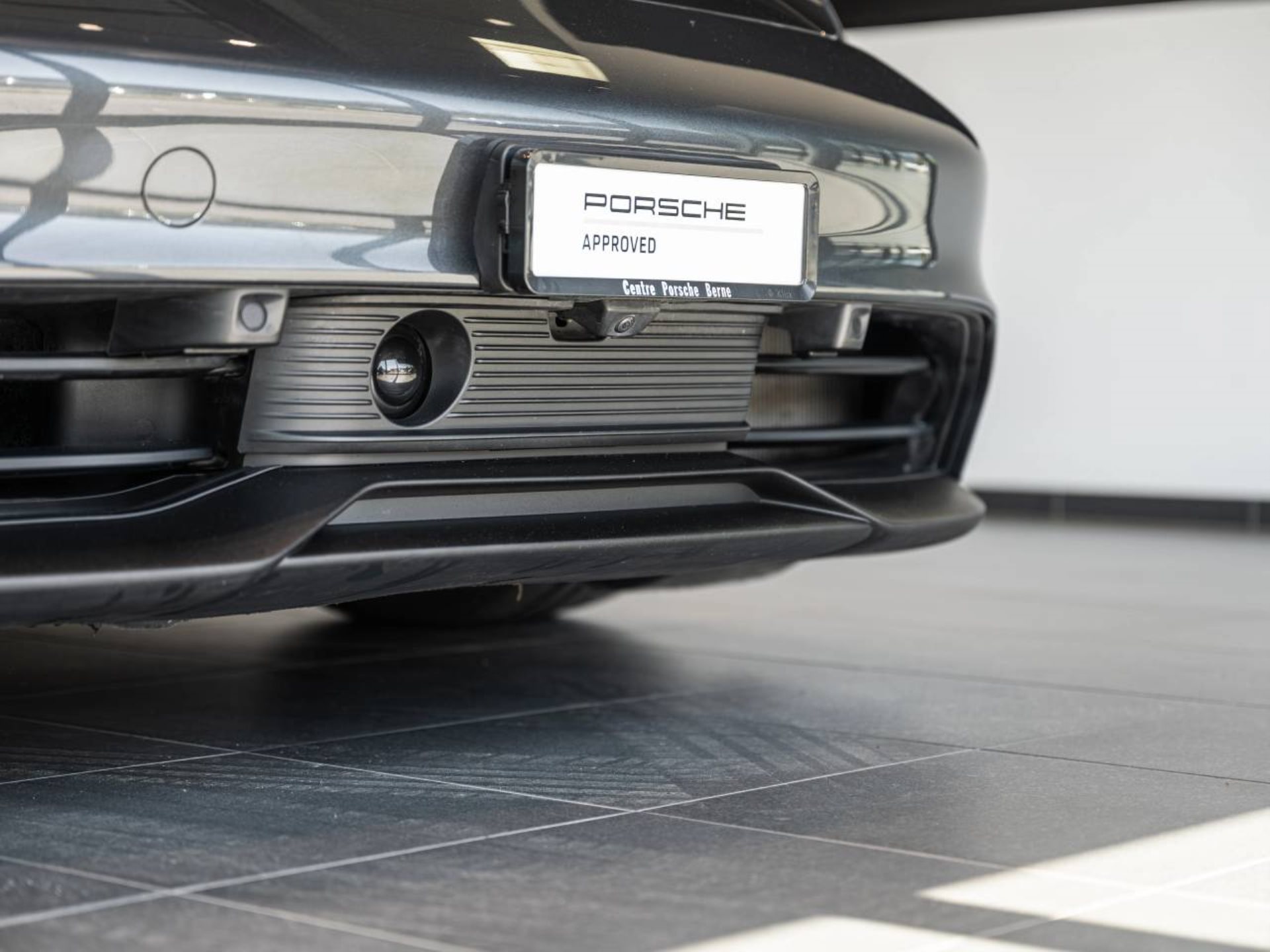 PORSCHE Taycan 4S-image-26