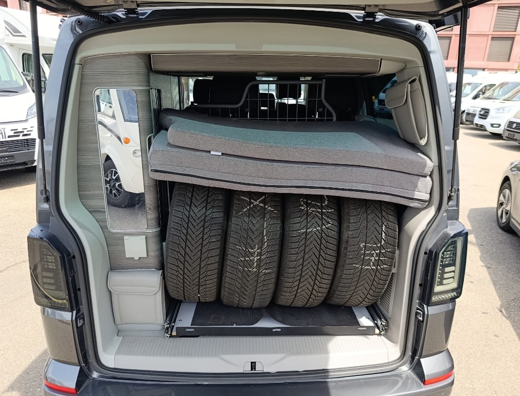 VW T6 California 2.0 Bi-TDI Ocean GREY DSG-image-21