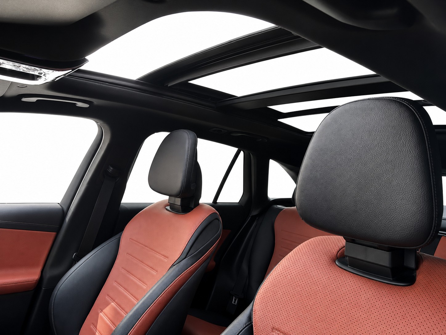 MERCEDES-BENZ GLC 220 d AMG Line 4matic CH FAHRZEUG-image-12