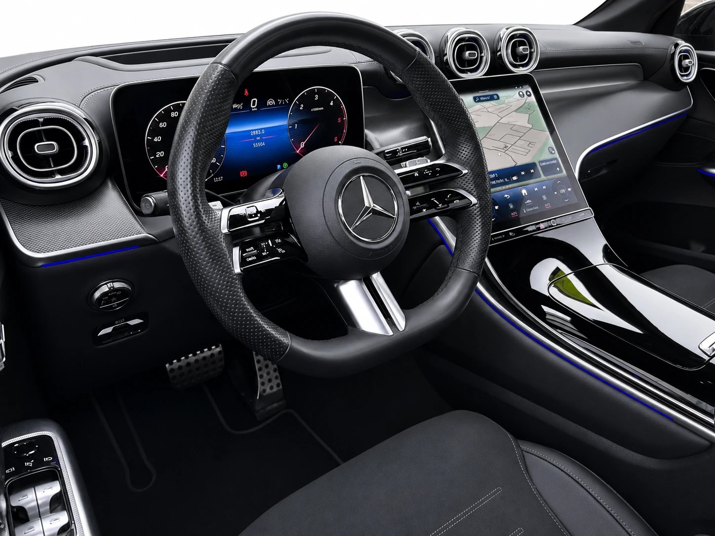MERCEDES-BENZ GLC 220 d AMG Line 4matic CH FAHRZEUG-image-13