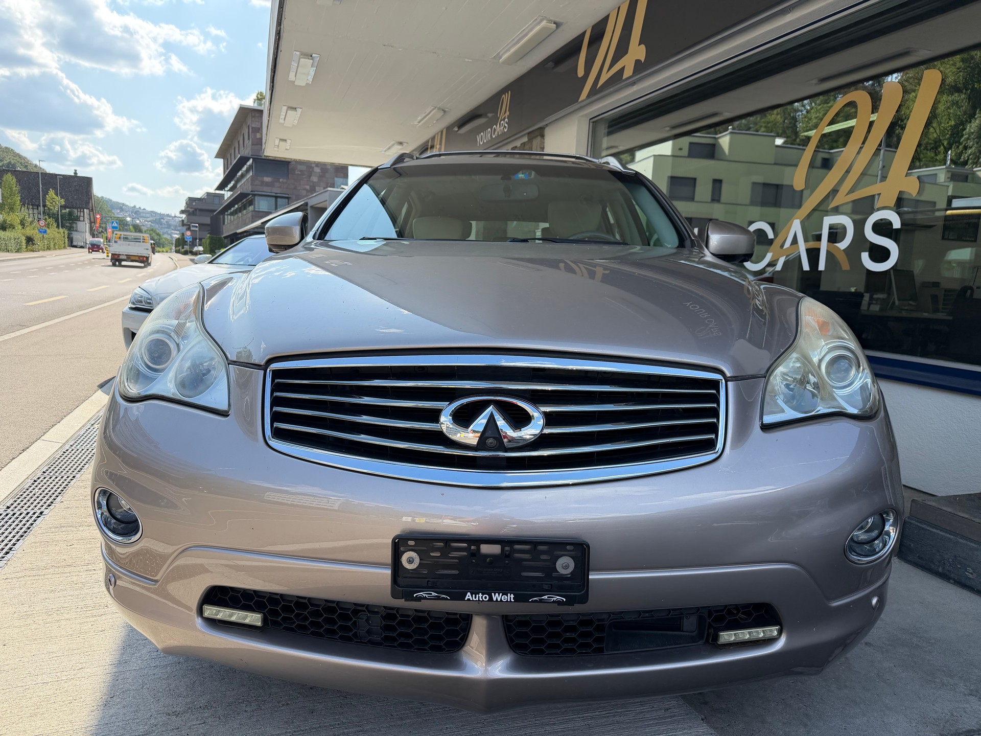 INFINITI EX-image-1