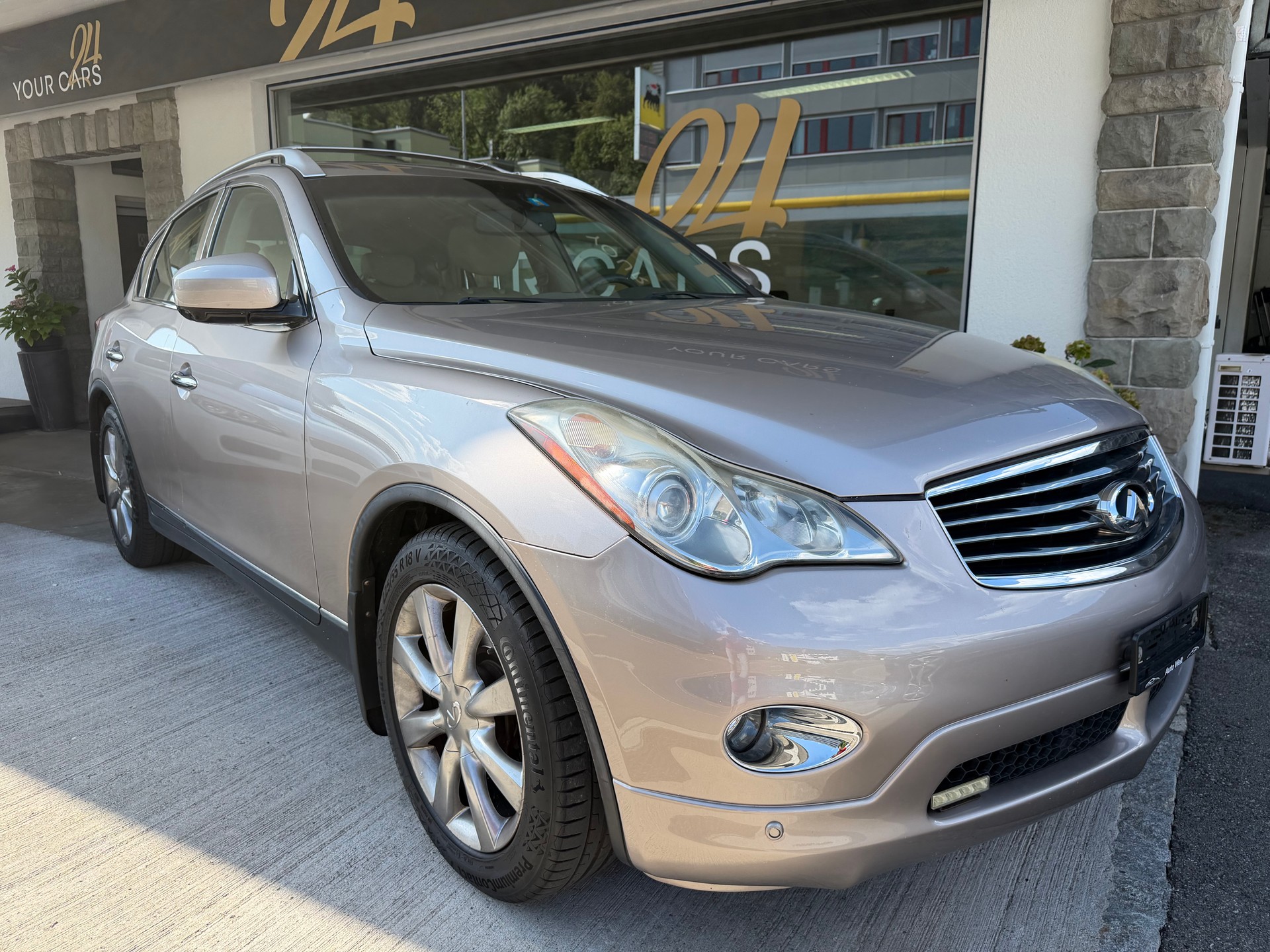 INFINITI EX-image-2