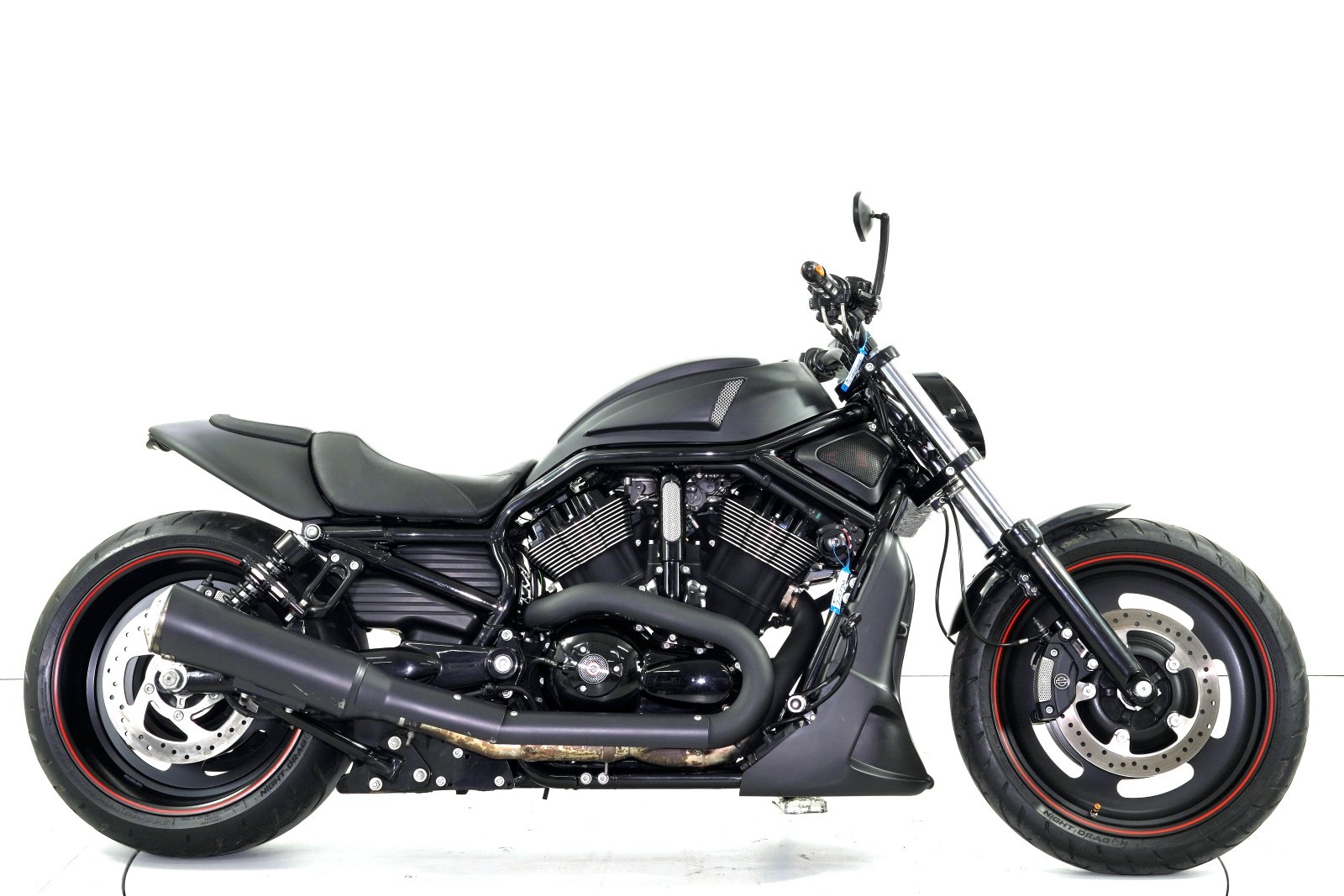 HARLEY-DAVIDSON VRSCDX V-Rod-showroom-element-3