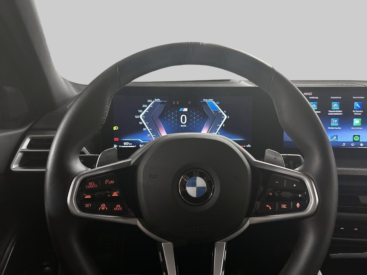 BMW 320d xDrive Touring M Sport-image-16