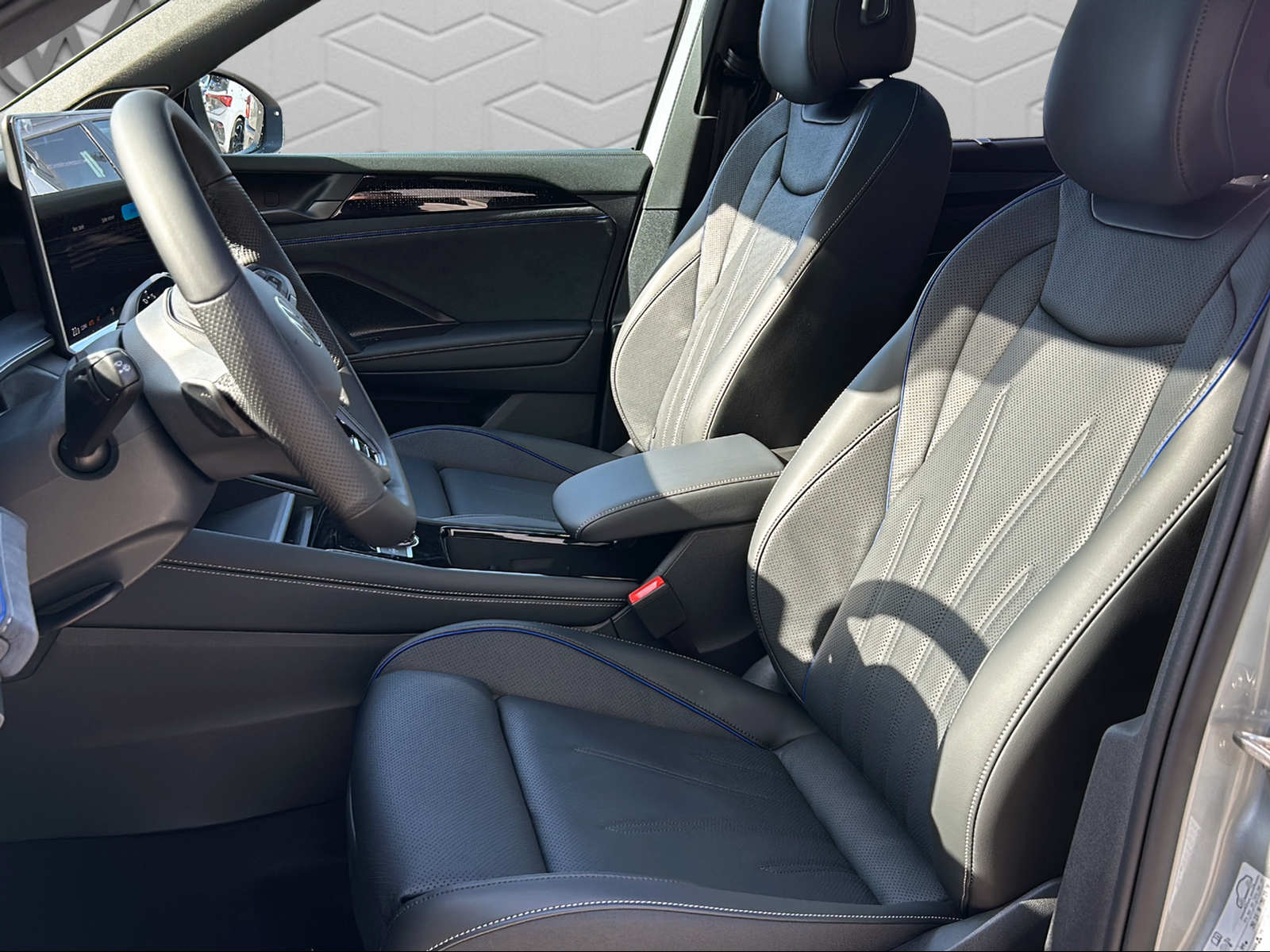 VW Tayron 1.5 TSI evo2 eHybrid R-Line DSG-image-6