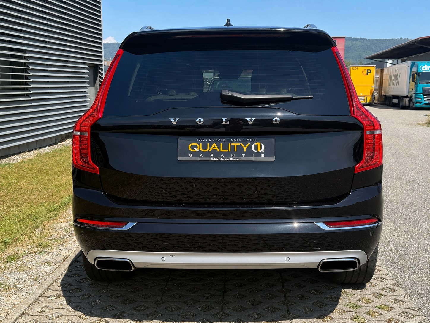 VOLVO XC90 D5 AWD Inscription Geartronic-image-3
