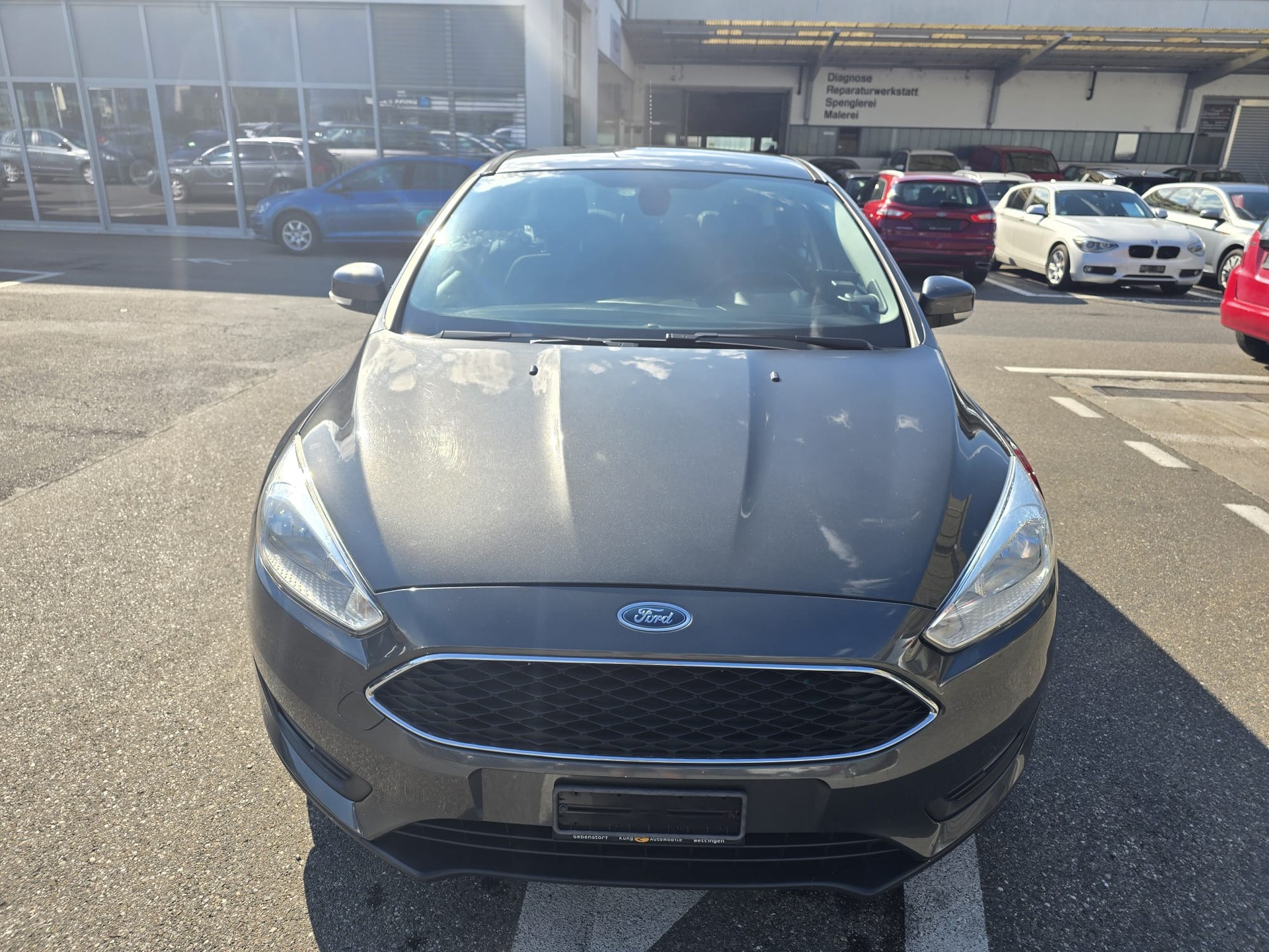 FORD Focus-showroom-element-1