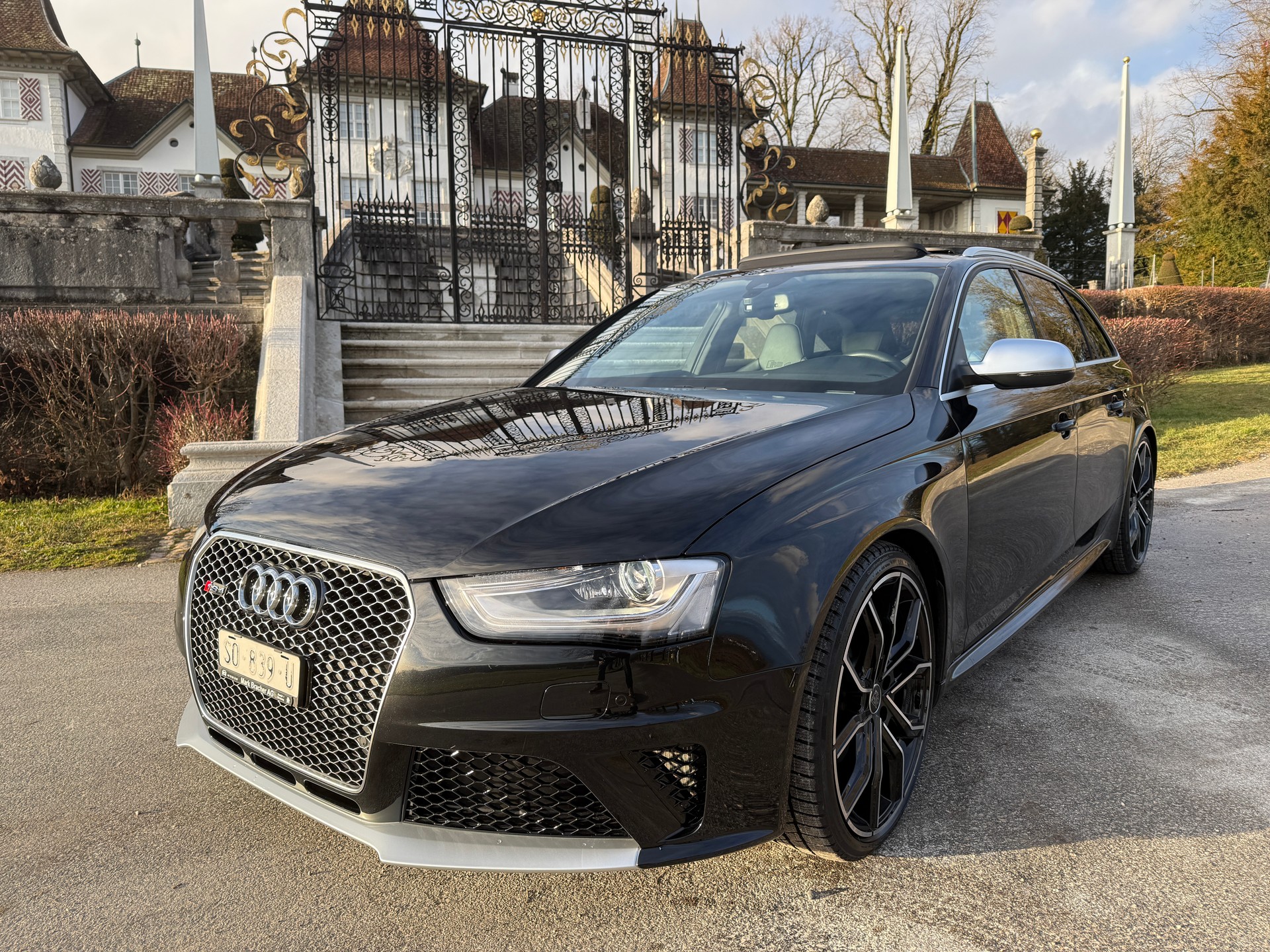 AUDI RS4 Avant 4.2 FSI V8 quattro S-tronic-showroom-element-2
