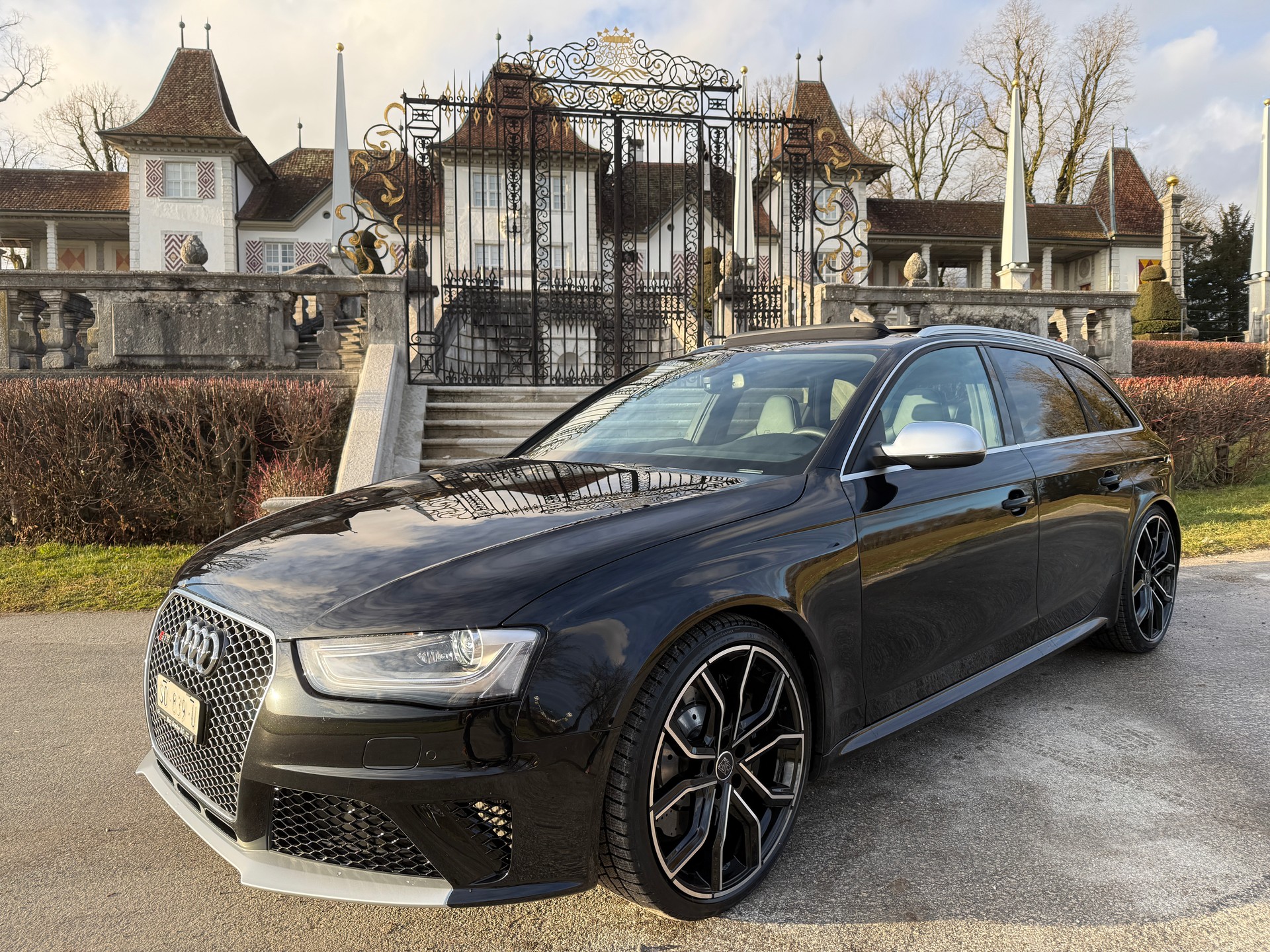 AUDI RS4 Avant 4.2 FSI V8 quattro S-tronic