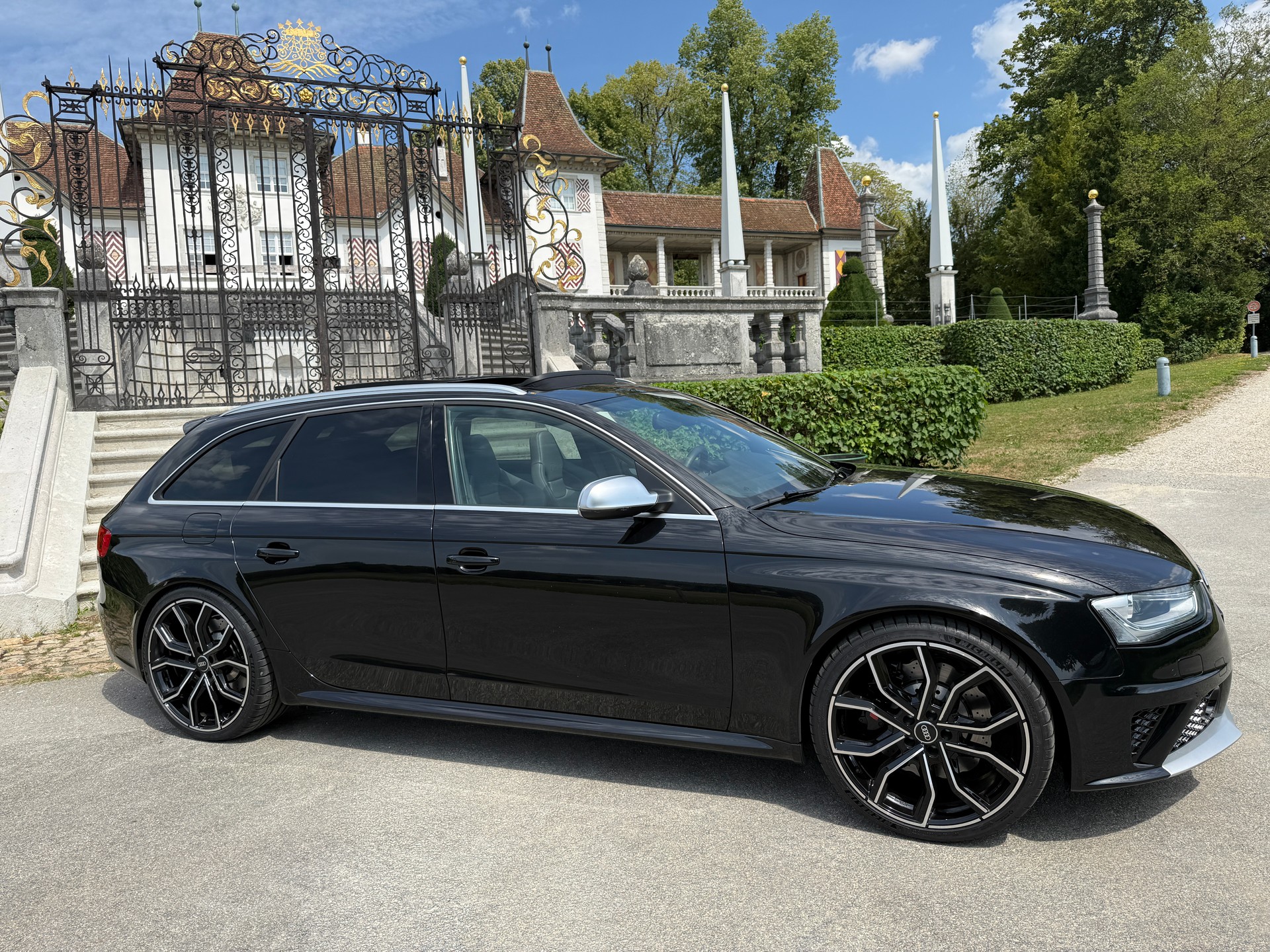 AUDI RS4 Avant 4.2 FSI V8 quattro S-tronic-showroom-element-2
