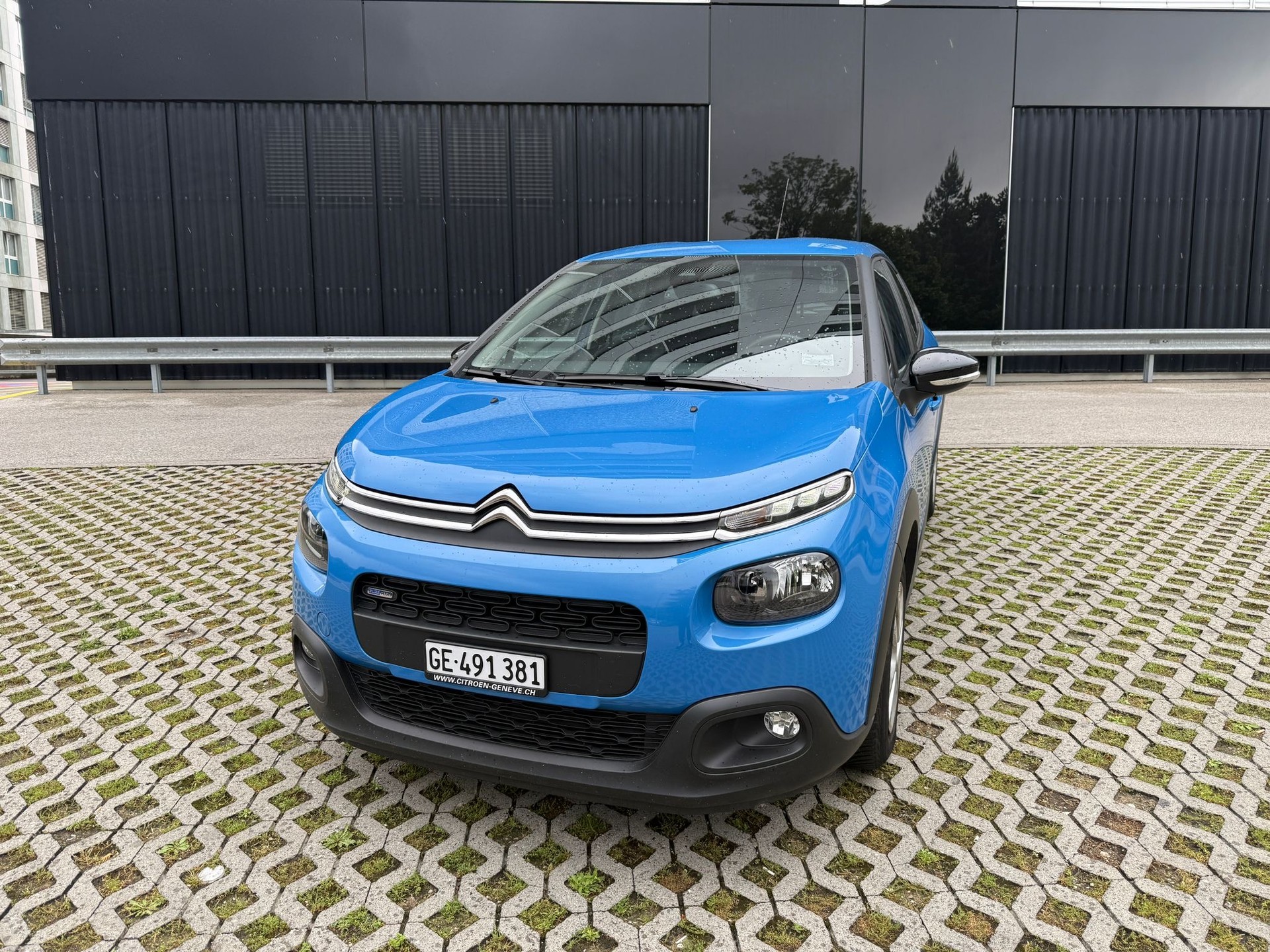 CITROEN C3 1.2i PureTech Shine-image-5
