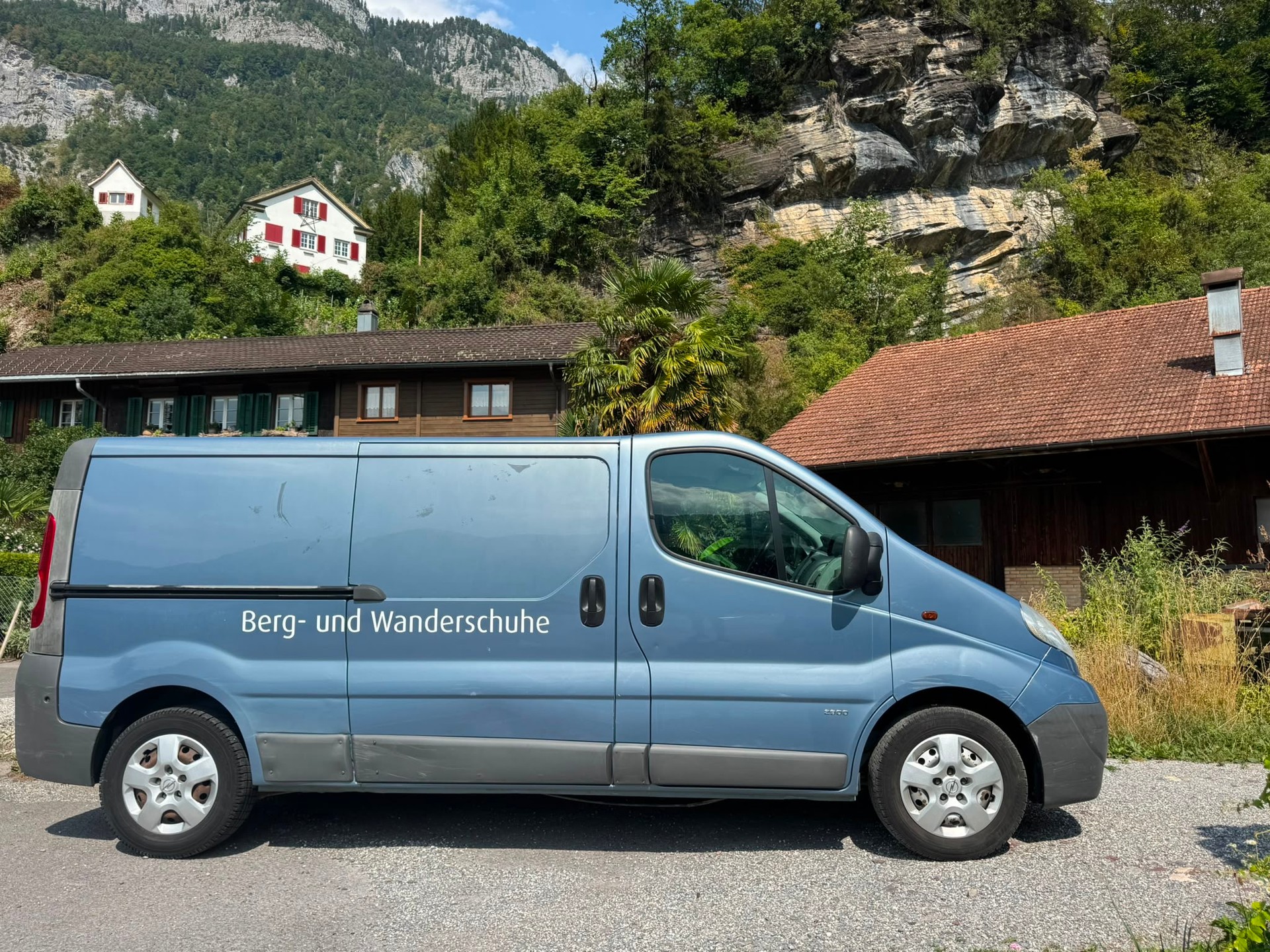 OPEL Vivaro 2.5 CDTI 2.7t L1H1-image-8