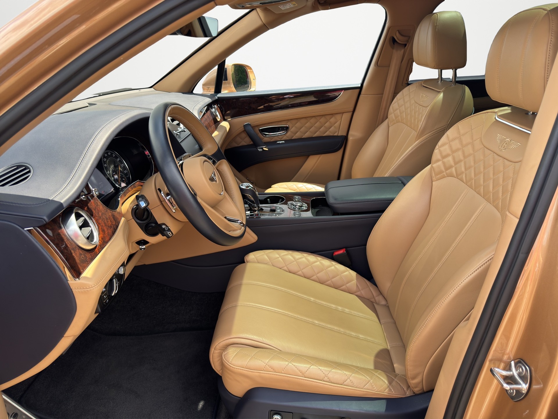BENTLEY Bentayga 6.0 W12-image-10