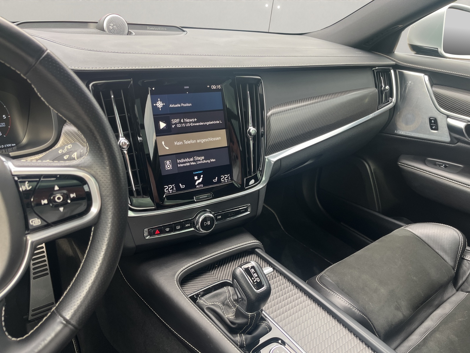 VOLVO V90 2.0 D5 R-Design AWD-image-14